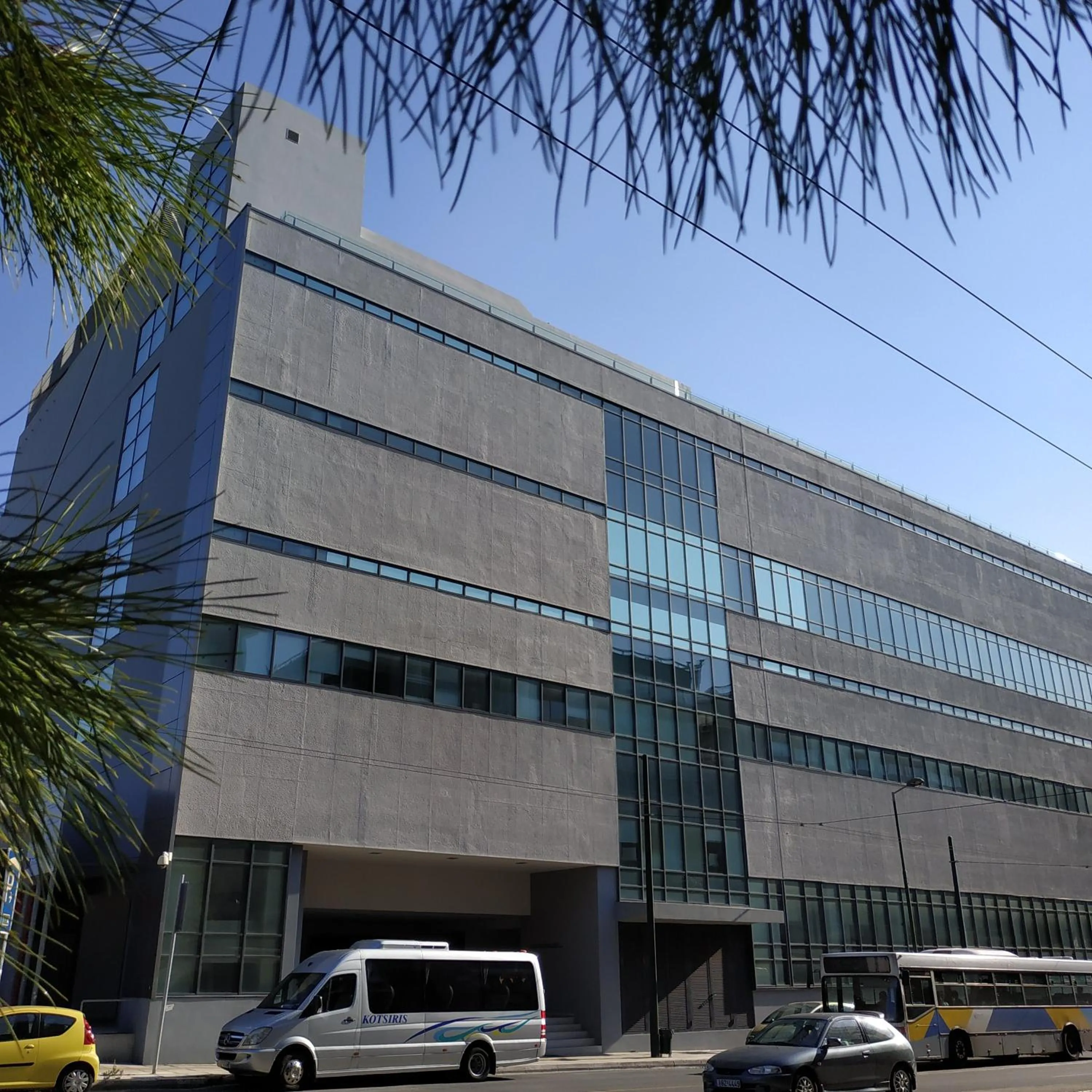 Neighbourhood in Hotel @Syngrou Fix