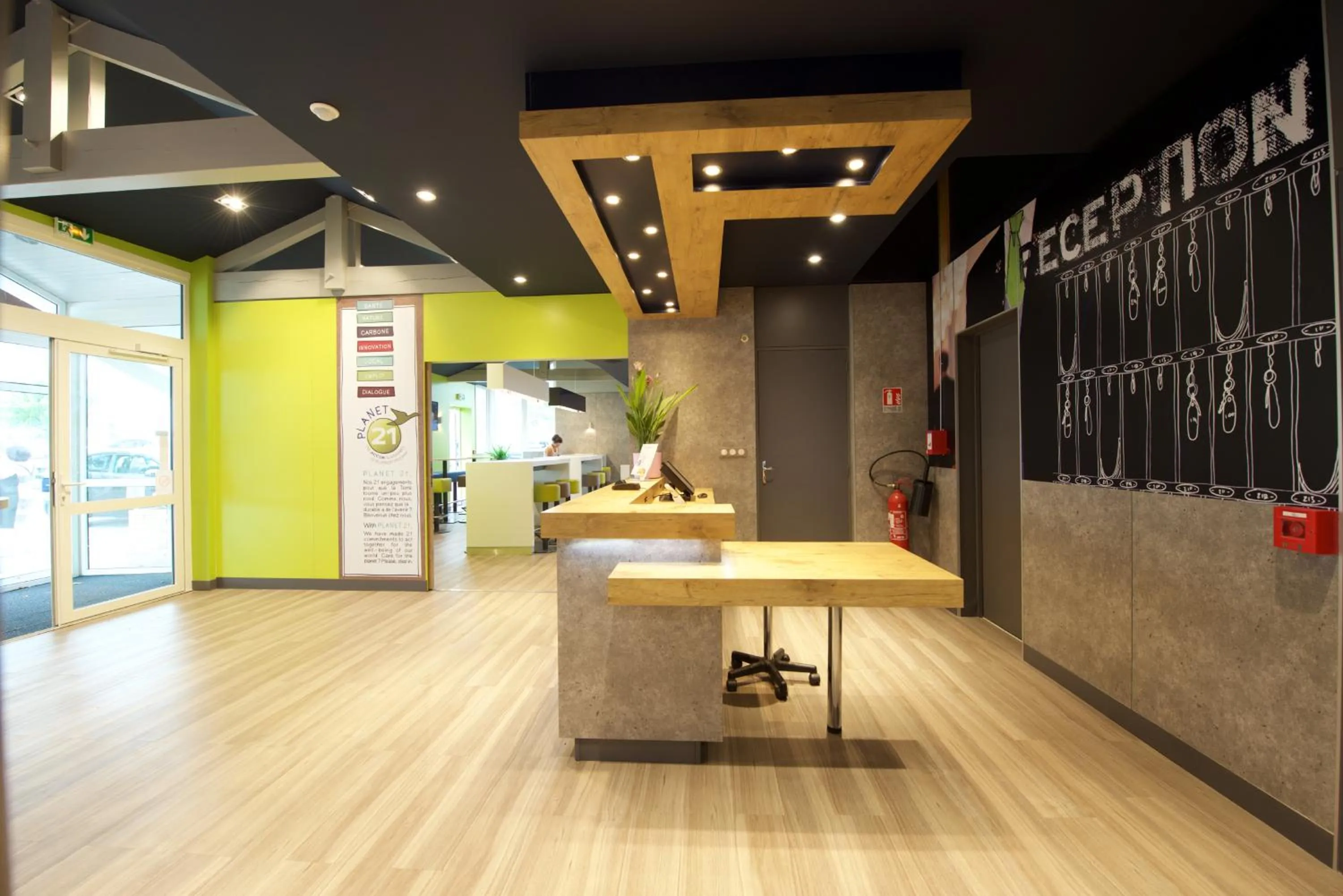 Facade/entrance in ibis budget Saint Paul Les Dax