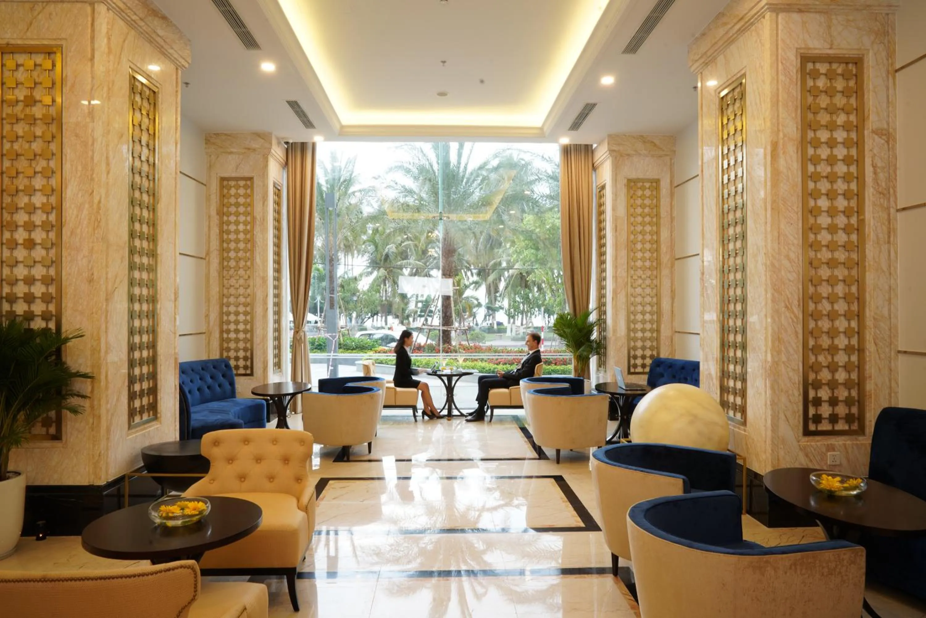 Seating area in Vinpearl Beachfront Nha Trang