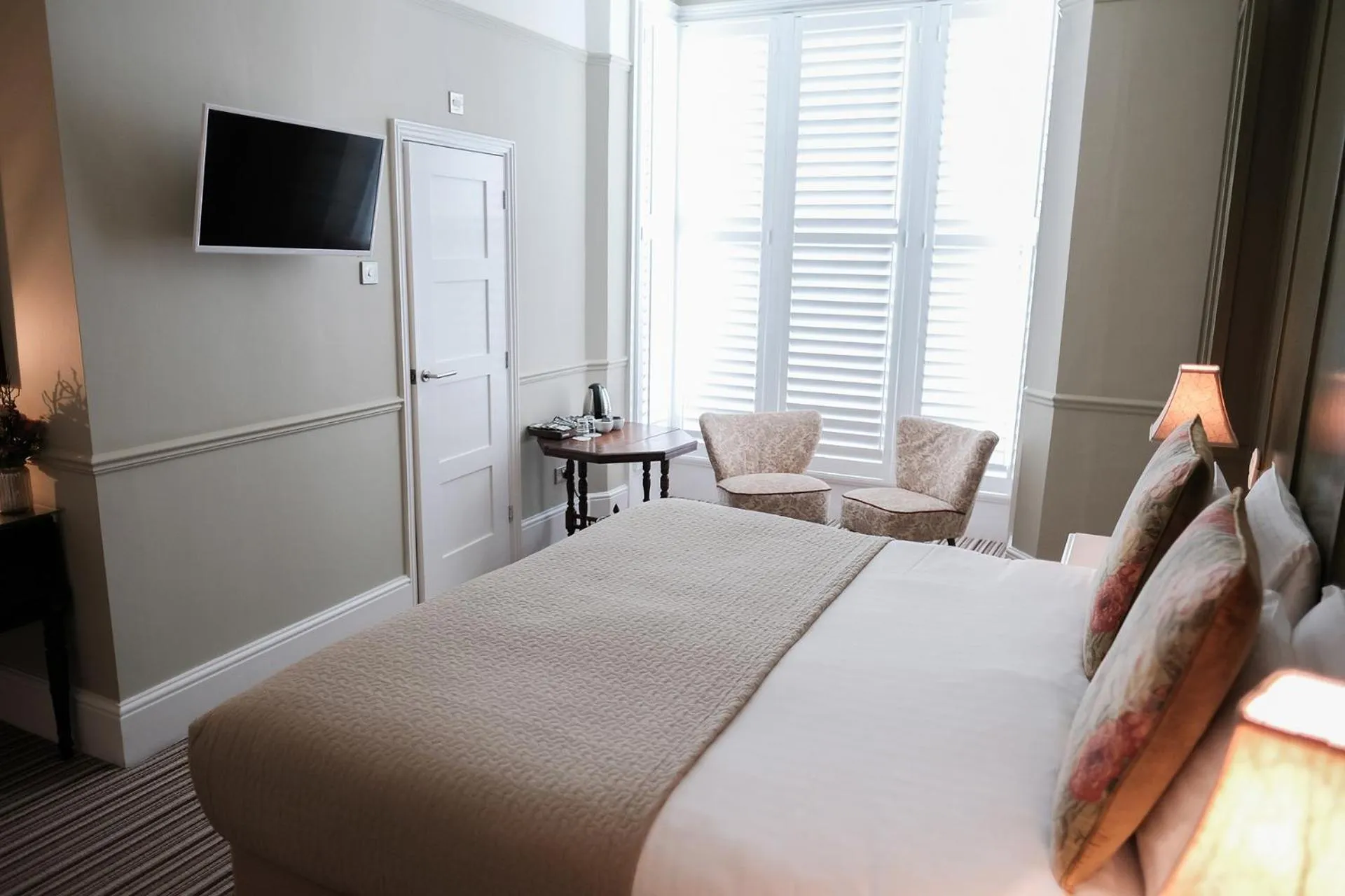 Bedroom, Bed in The Southern Belle