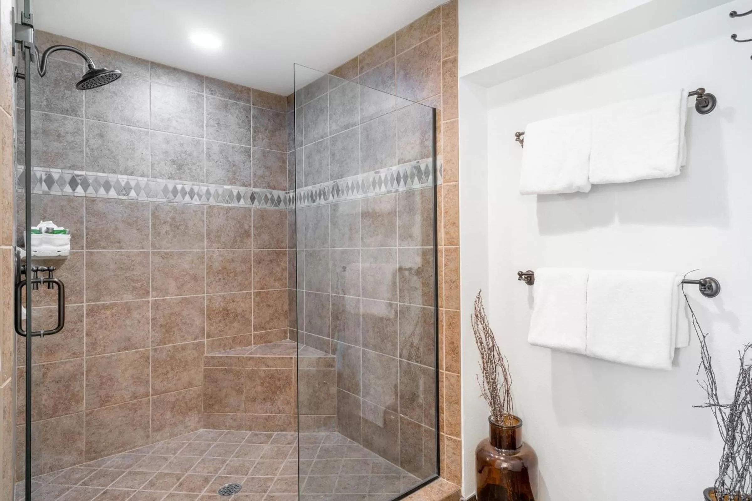 Shower in Shadow Ridge by All Seasons Resort Lodging