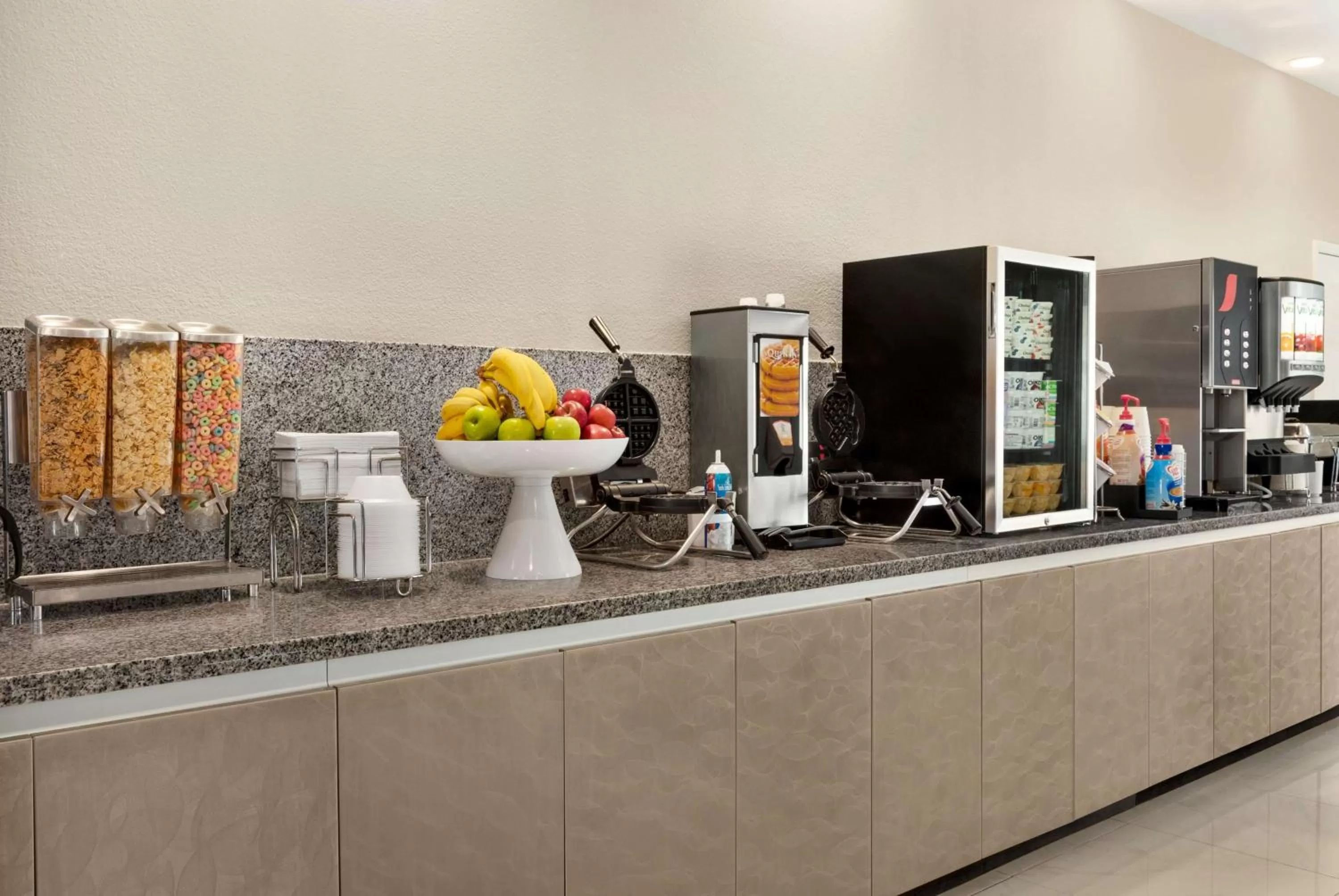 Breakfast in La Quinta by Wyndham Brownsville North