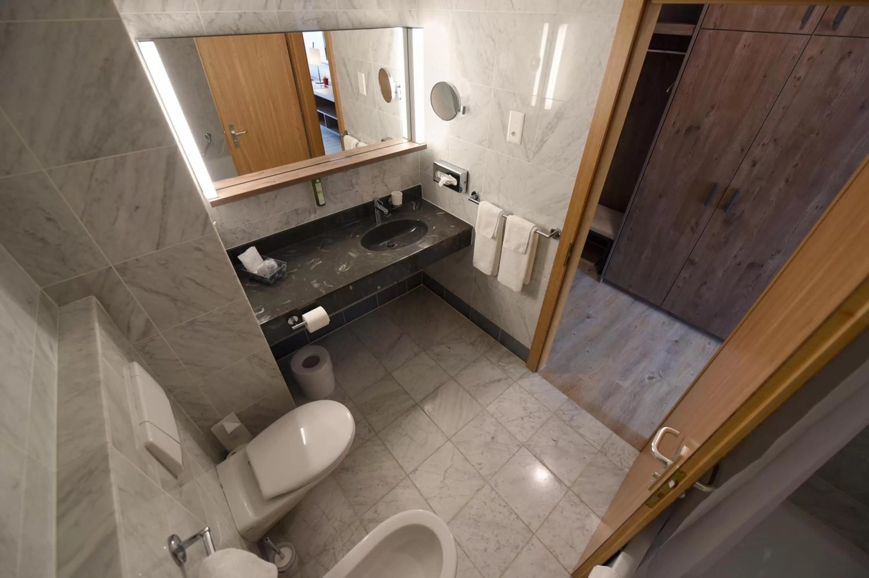 Bathroom in Hôtel des Vignes