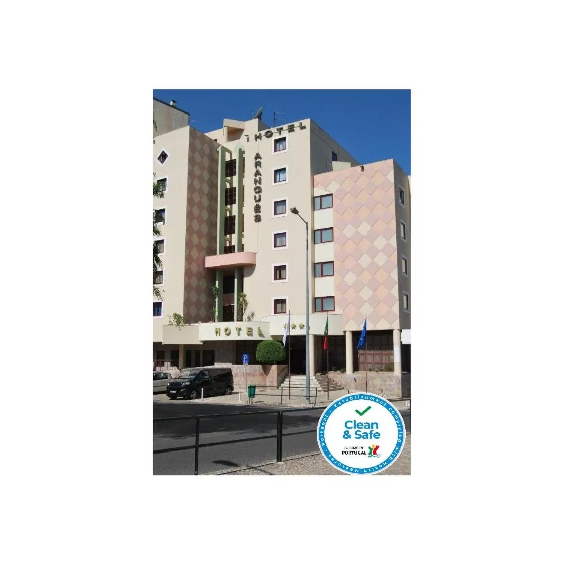 Facade/entrance in Hotel Arangues