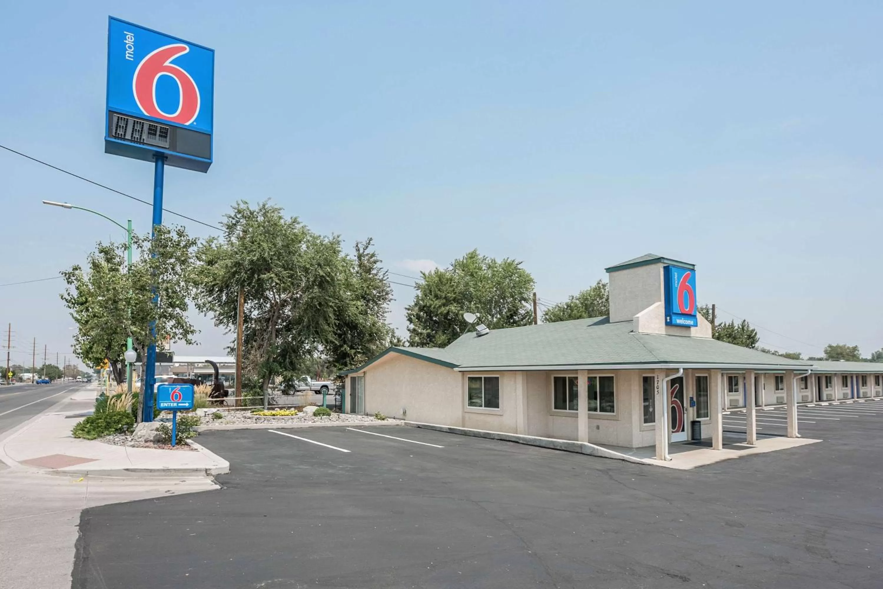 Property building in Motel 6-Fallon, NV