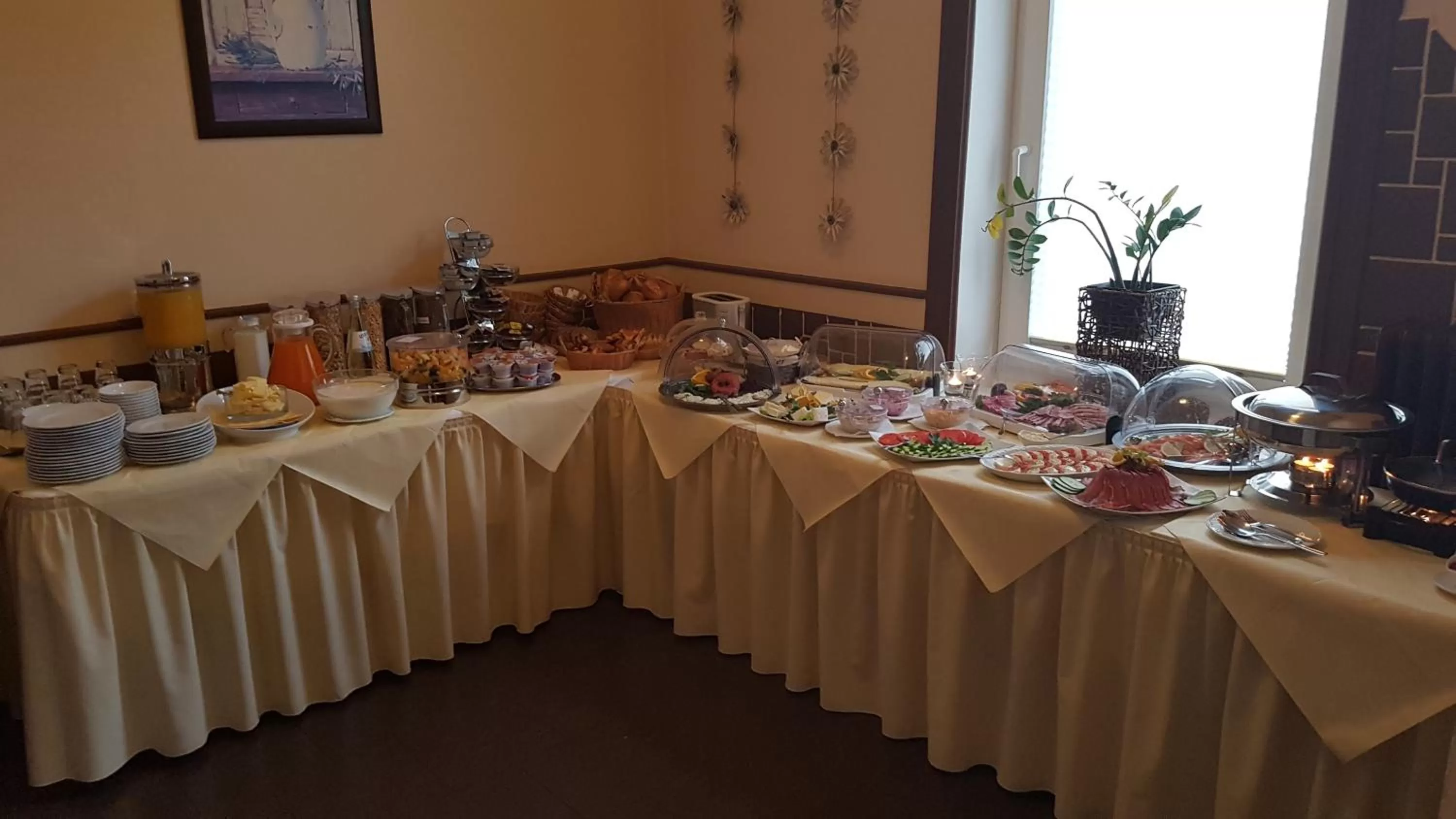 Breakfast in Hotel-Restaurant Holsteiner Hof