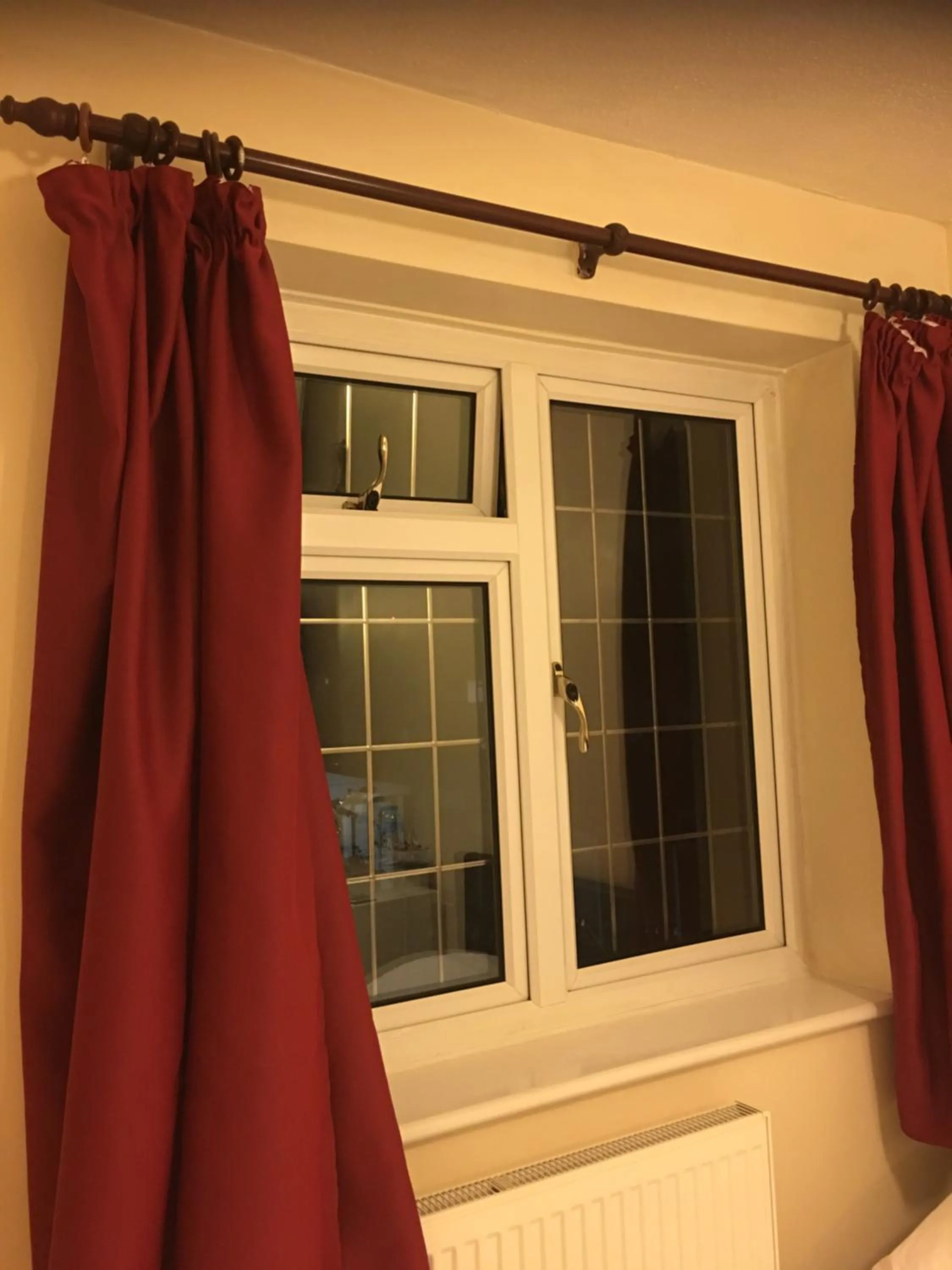 Garden view in Bianca's House Hotel Heathrow Airport