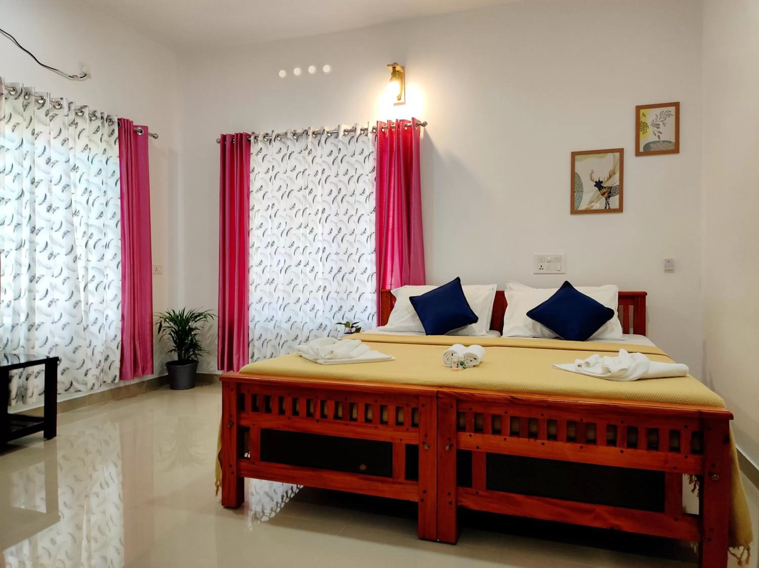 Bed in Happy Buddha S4