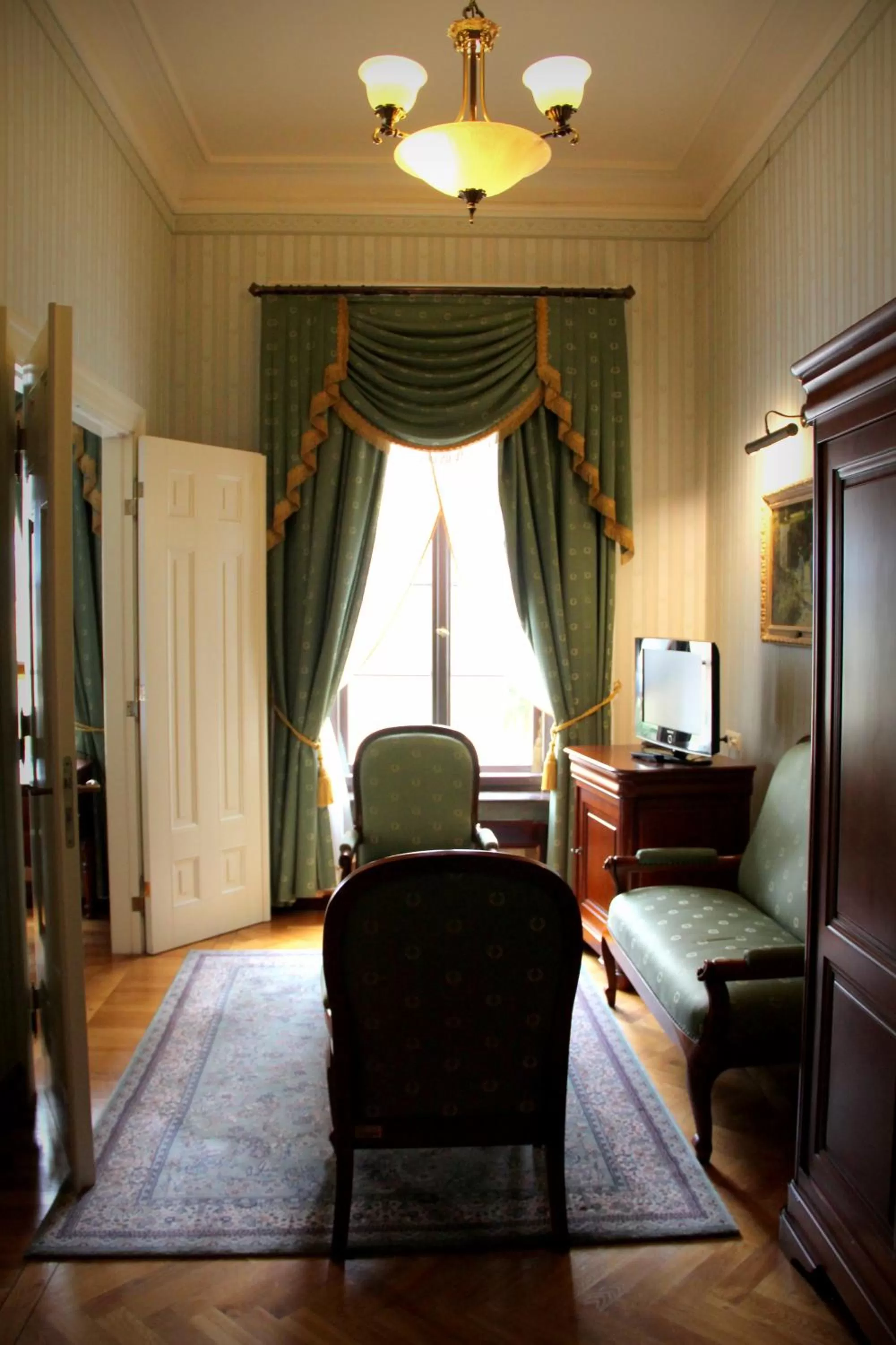 Photo of the whole room in Pałac Wiejce