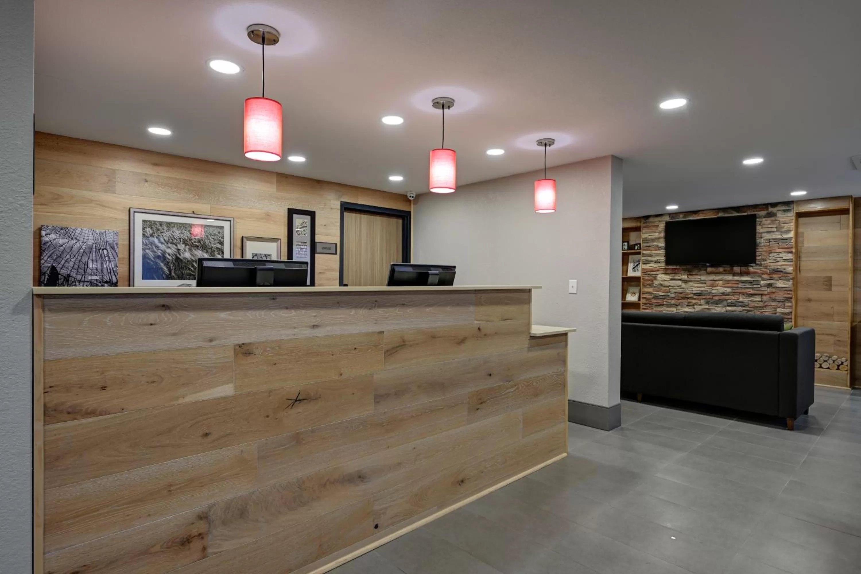 Country Inn & Suites by Radisson, Pierre, SD