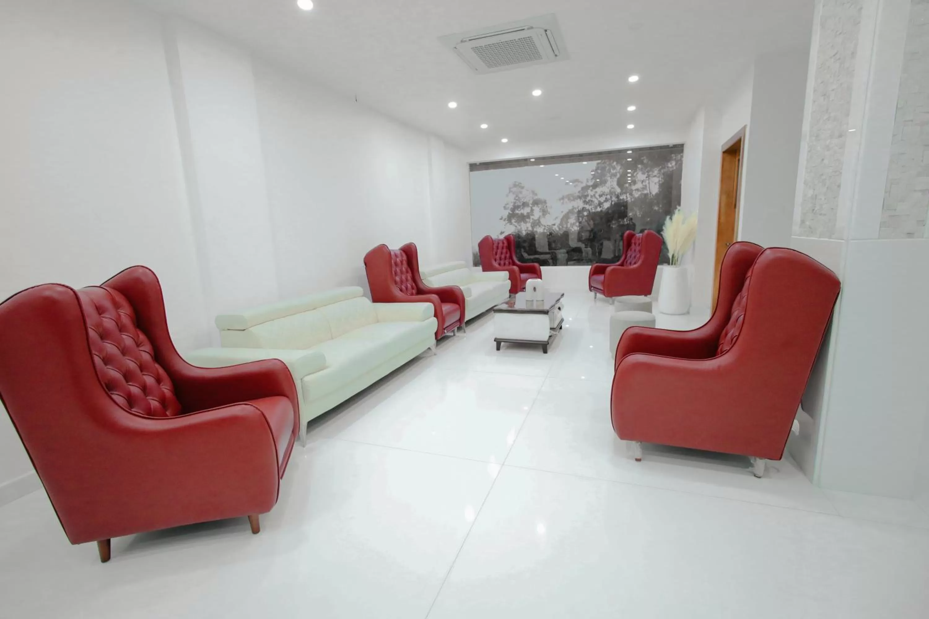 Lobby or reception in HOTEL WHITE HOUSE, Munnar