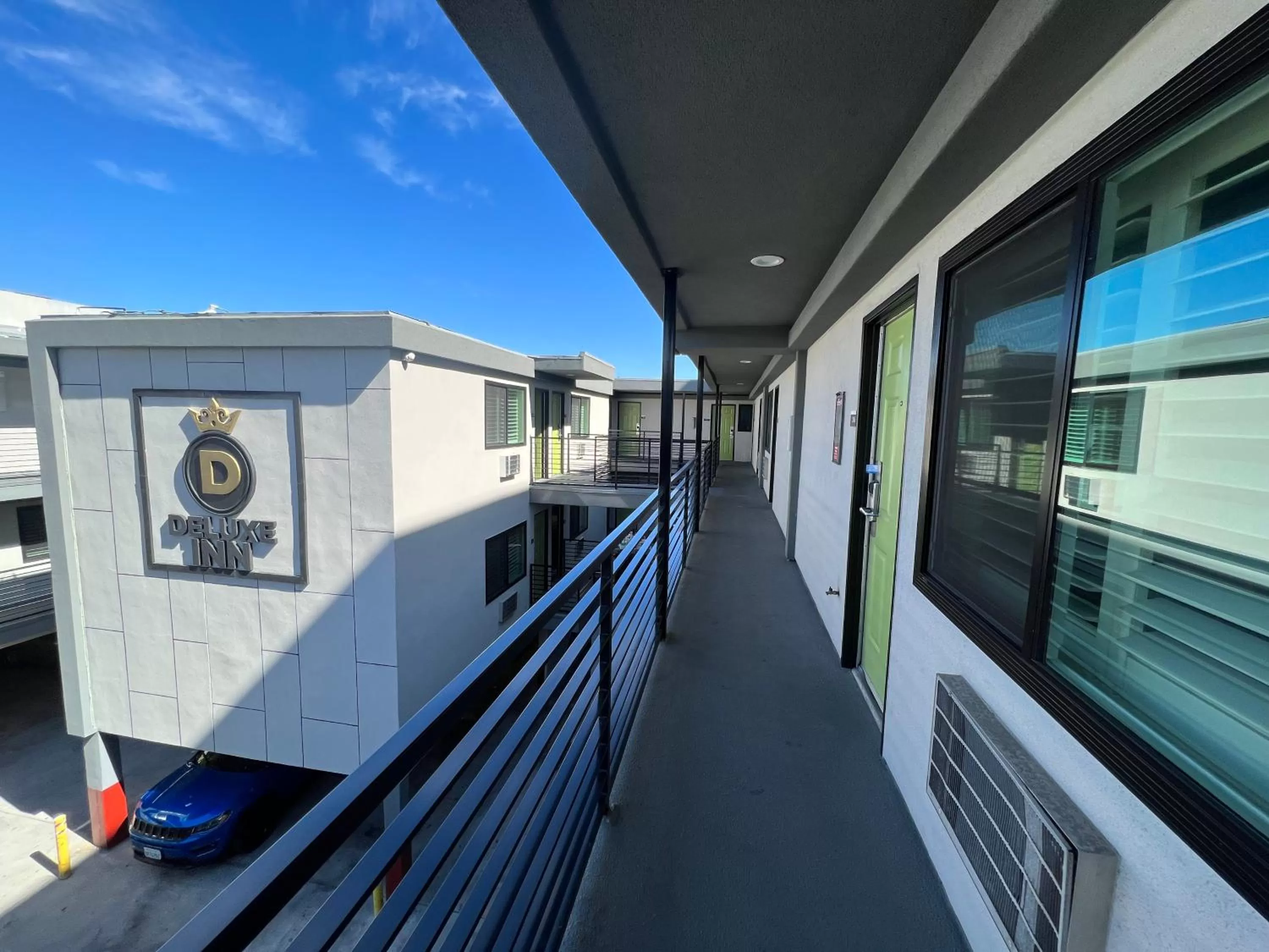 Property building in Deluxe Inn Hawthorne/ LAX