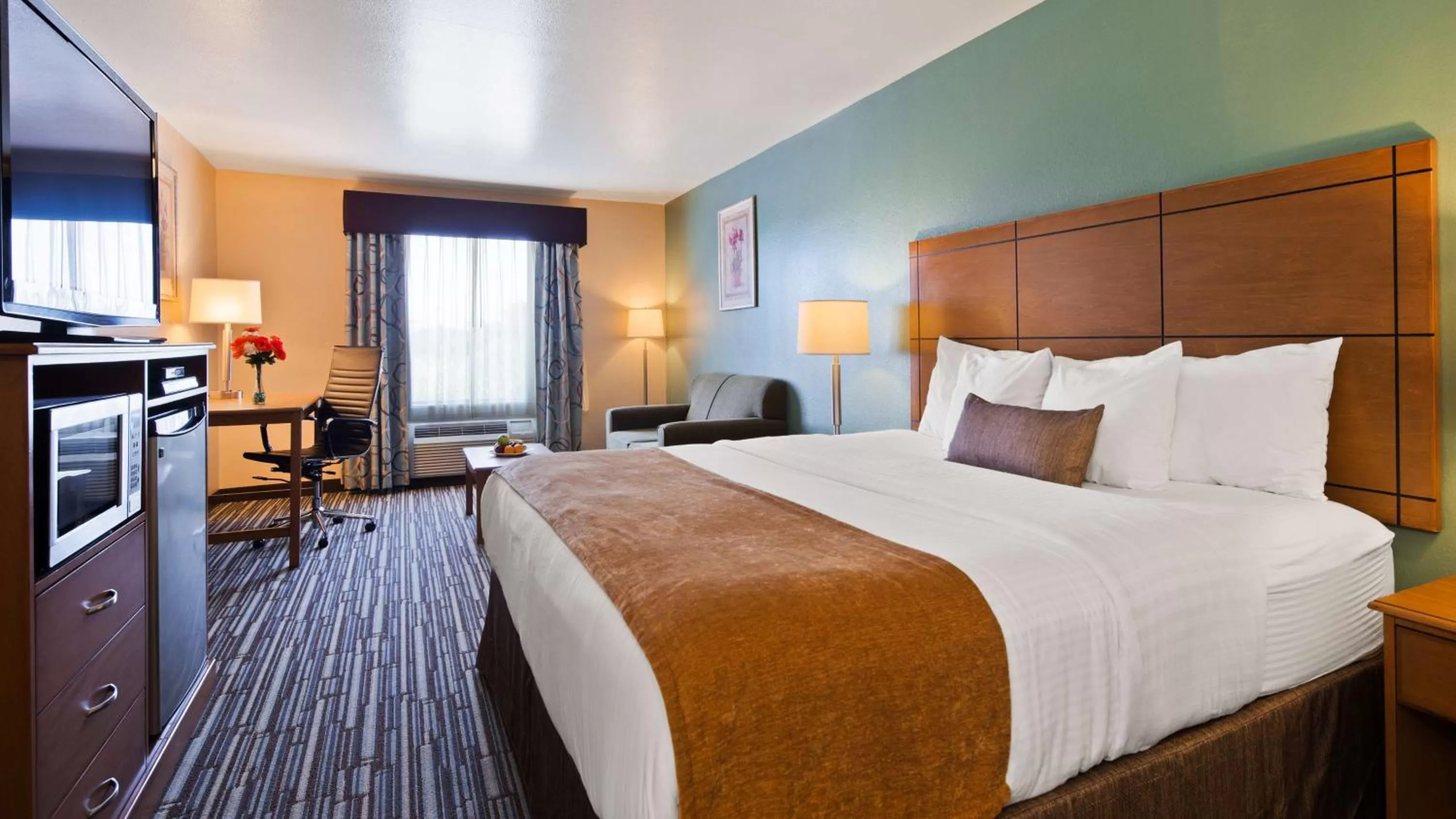 Photo of the whole room, Bed in Quality Inn Perryton