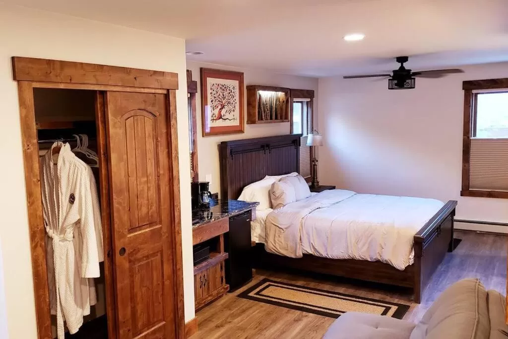 Bed in Clear Creek Inn