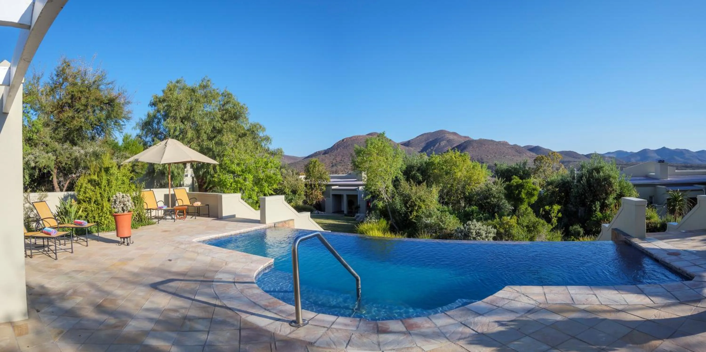 Swimming pool in Sanbona Wildlife Reserve