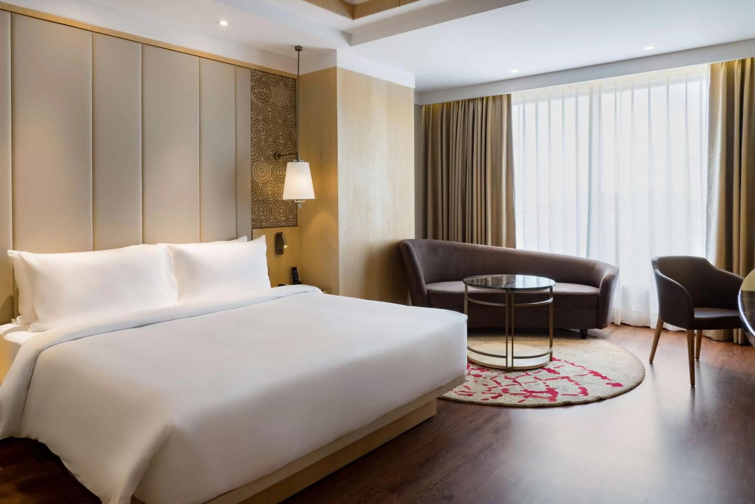 Photo of the whole room, Bed in Radisson Bhopal