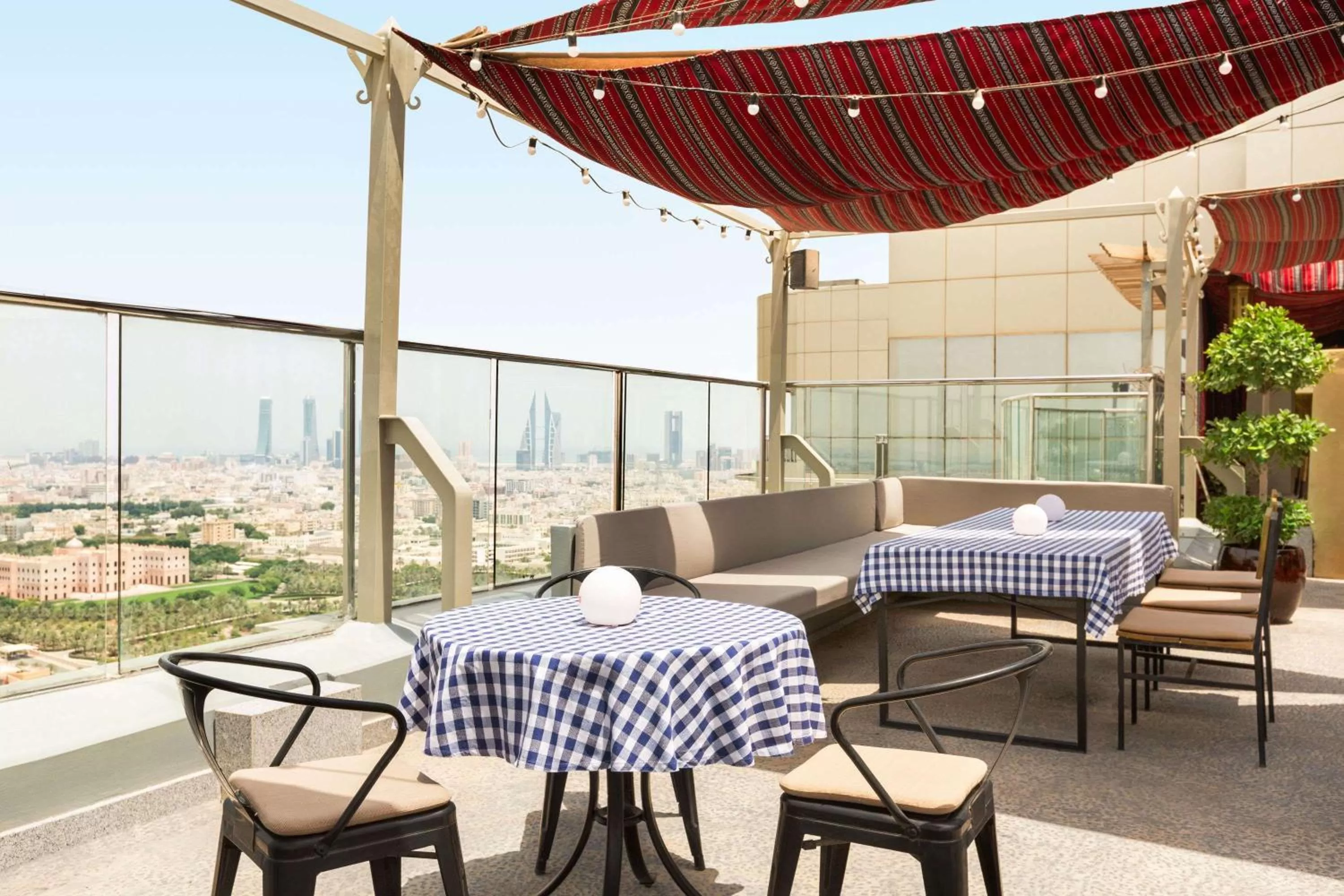 Restaurant/places to eat in Wyndham Garden Manama