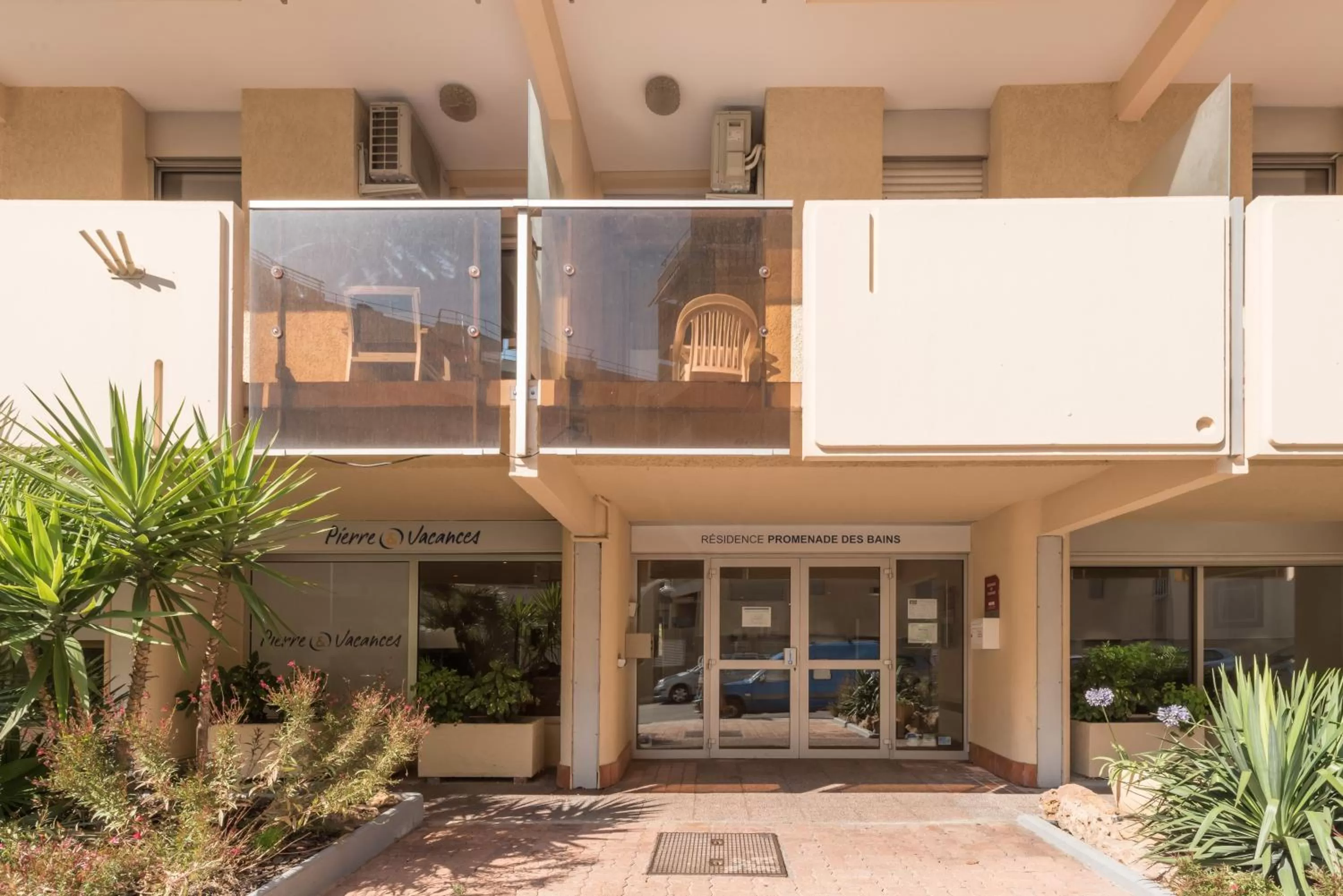 Property building in Résidence Pierre & Vacances La Promenade des Bains
