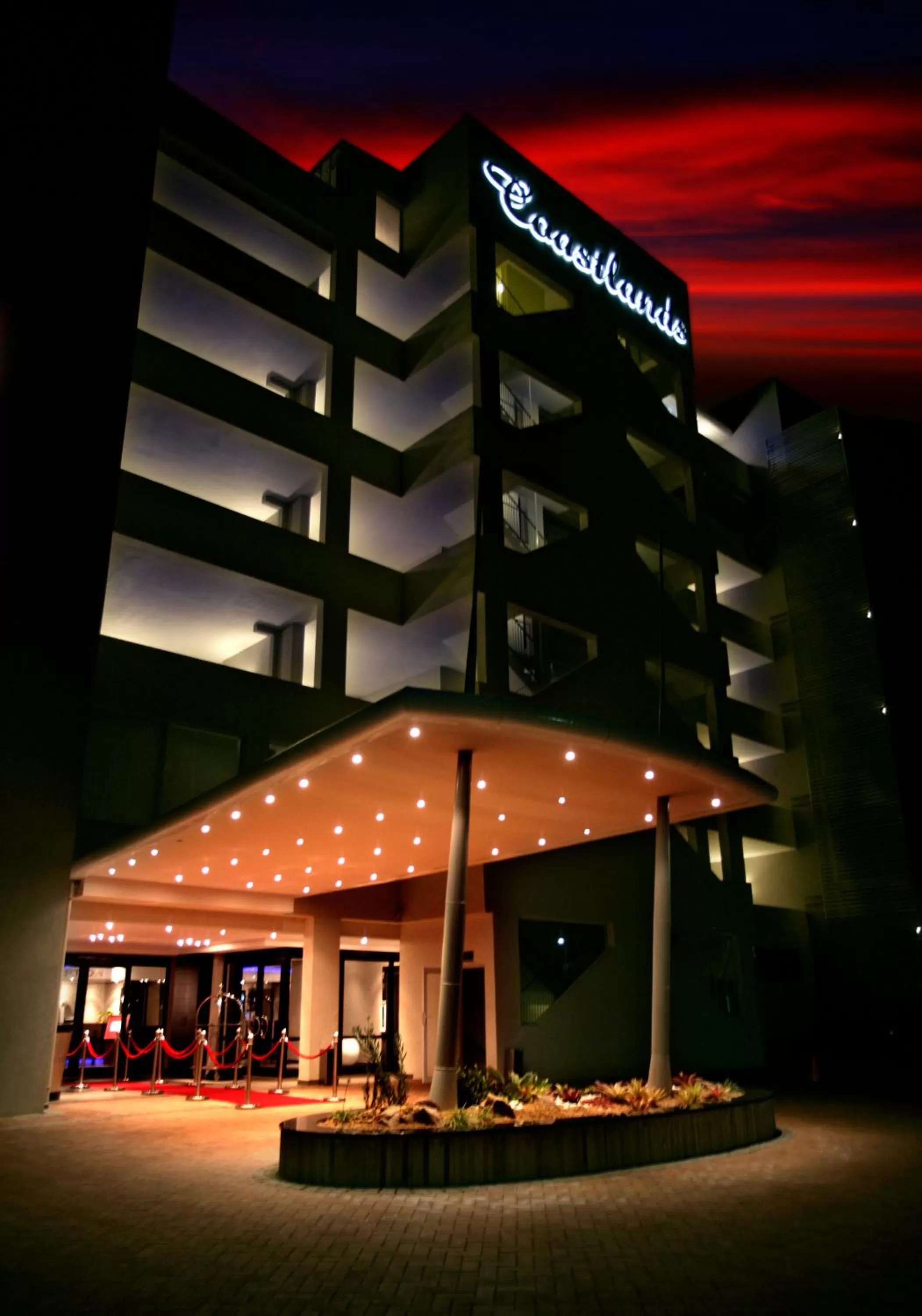 Facade/entrance in Coastlands Musgrave Hotel