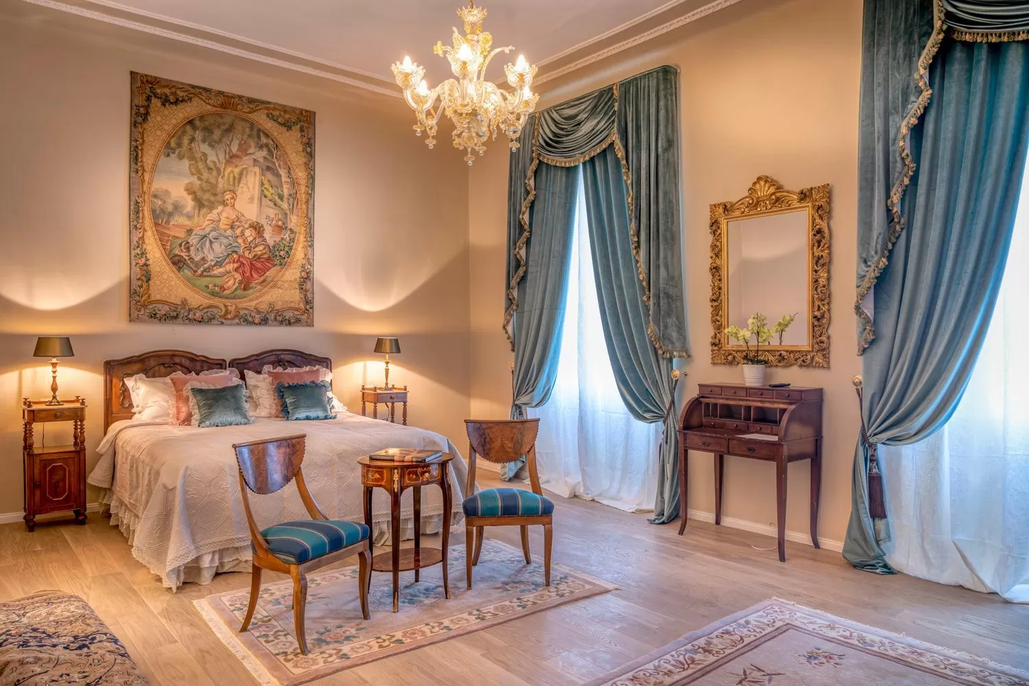 Photo of the whole room, Bed in Palazzo Cavagna Sangiuliani