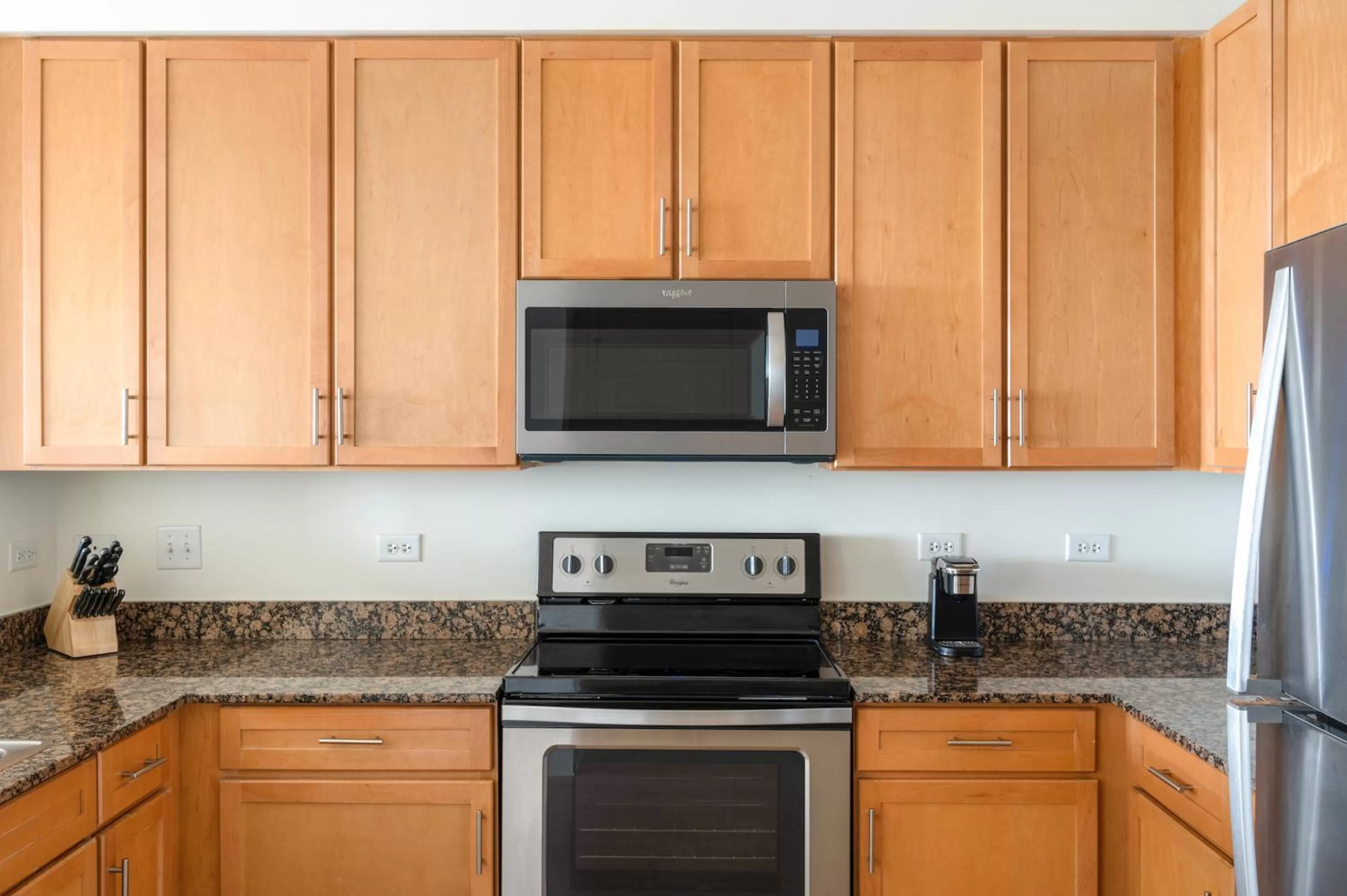 kitchen, Kitchen/Kitchenette in Kasa South Loop Chicago