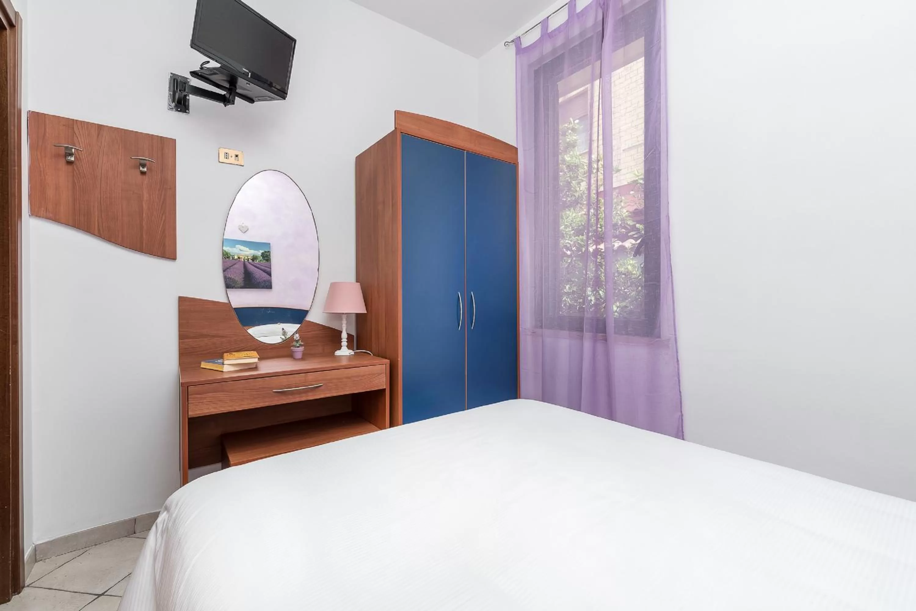 Other, Bed in Hotel La Villetta