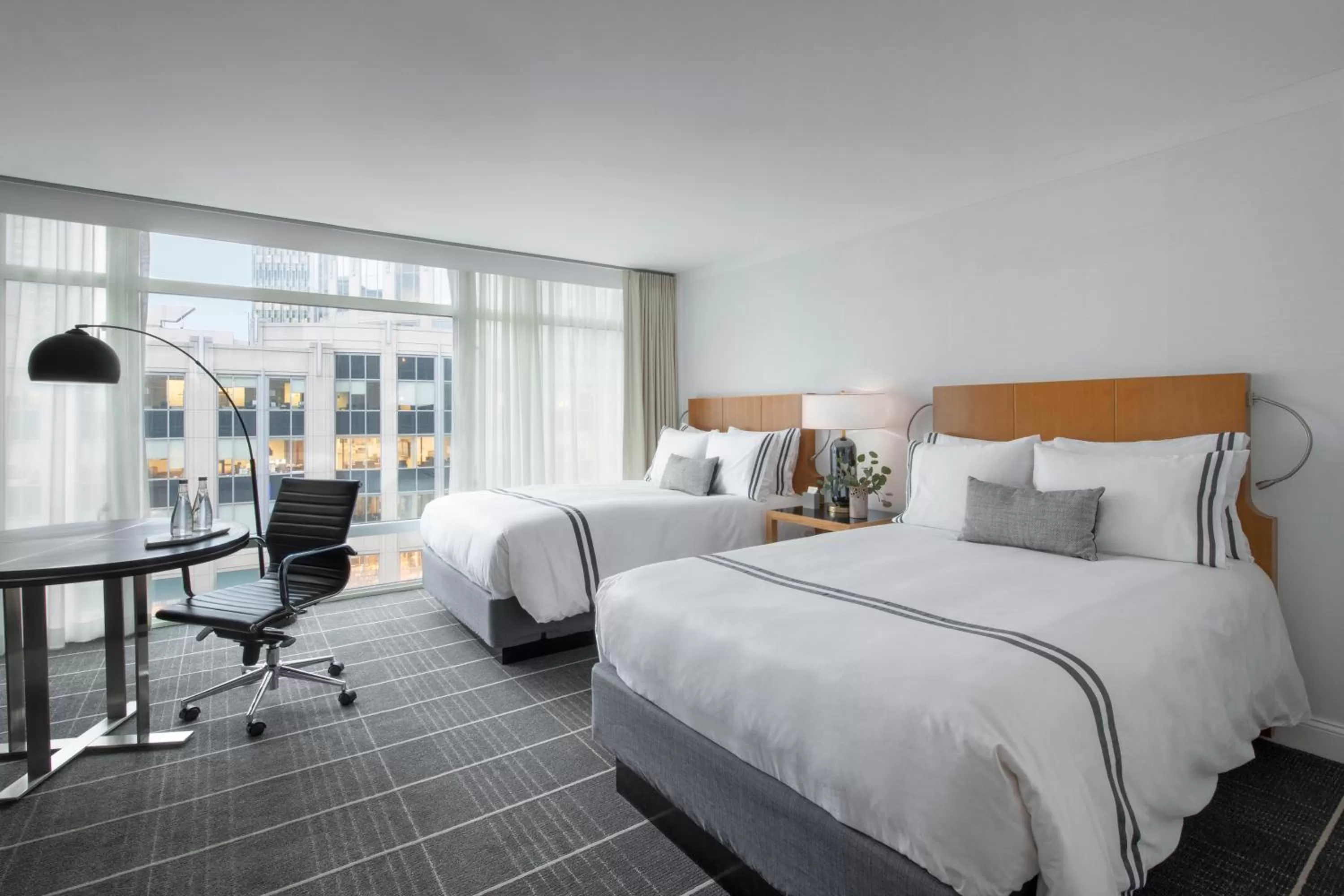 Staff, Bed in The Colonnade Hotel