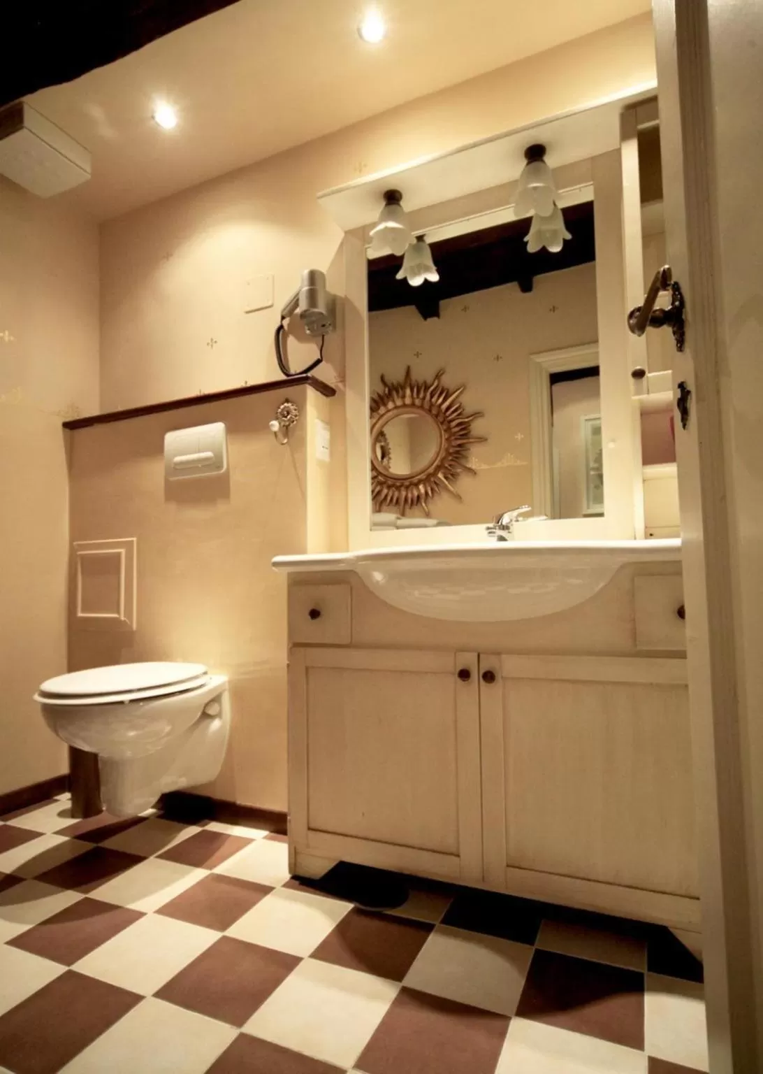 Bathroom in Boutique Hotel Campo de' Fiori