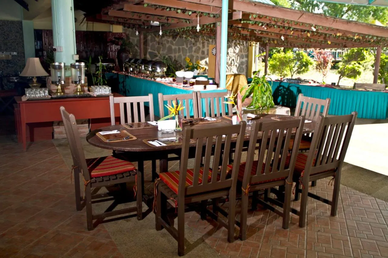 Restaurant/places to eat in Beringgis Beach Resort & Spa