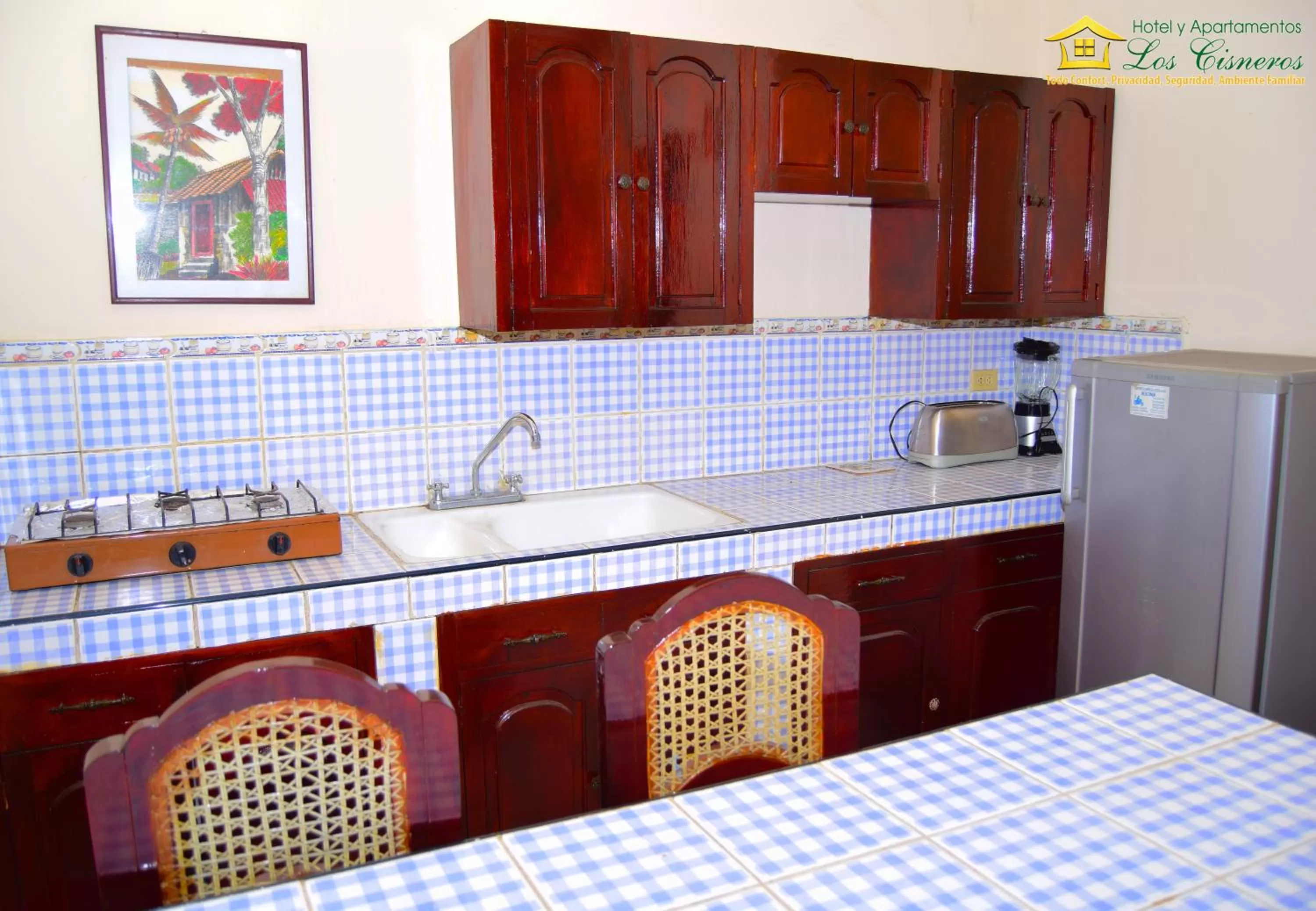 Photo of the whole room in Hotel y Apartments Los Cisneros