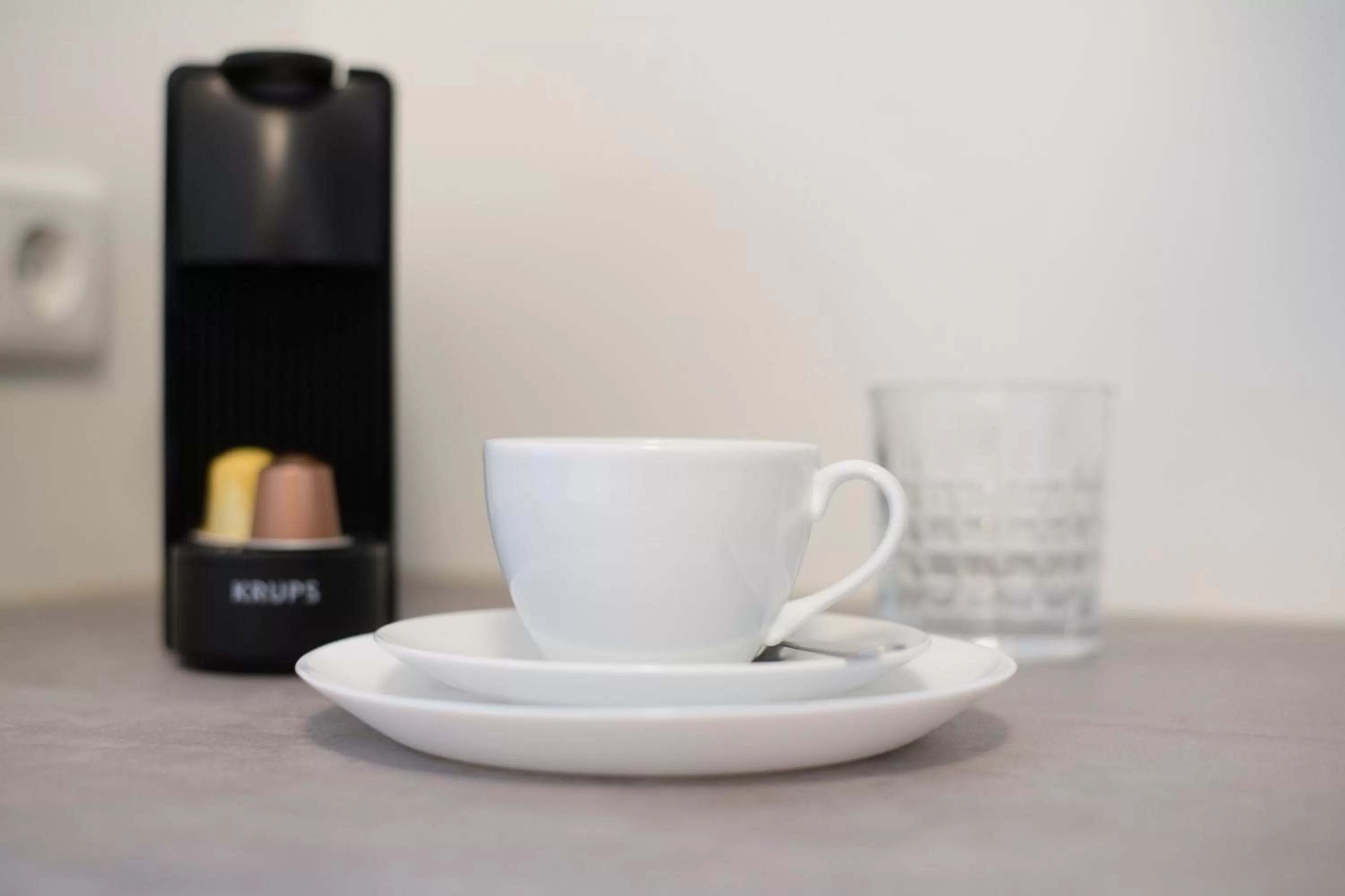 Coffee/tea facilities in Smart & Stay Aparthotel Saarbrücken Süd - Self-Check-In - Free Parking