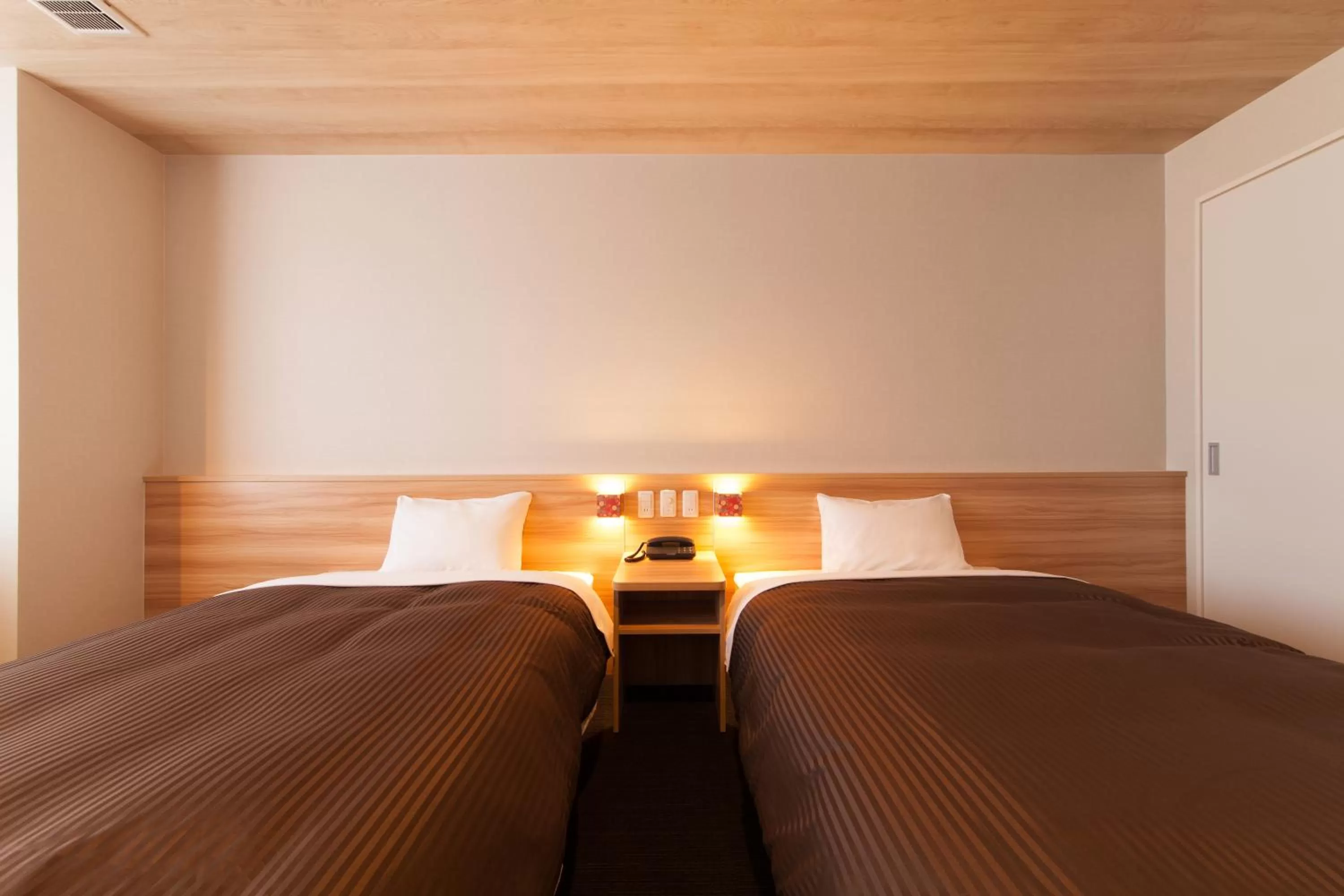 Bed in Izumisano Center Hotel Kansai International Airport