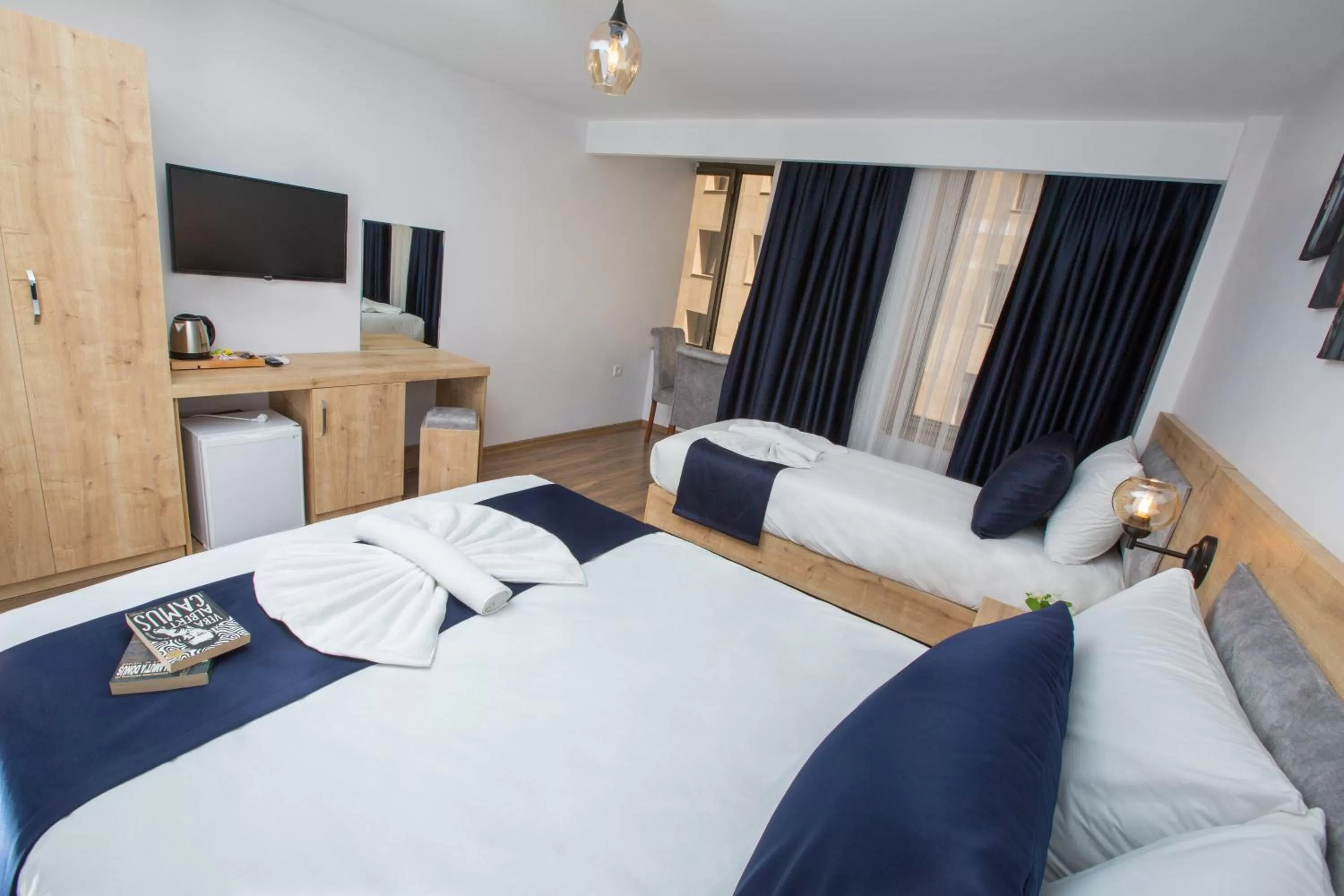 Bed in Golden Street Hotel