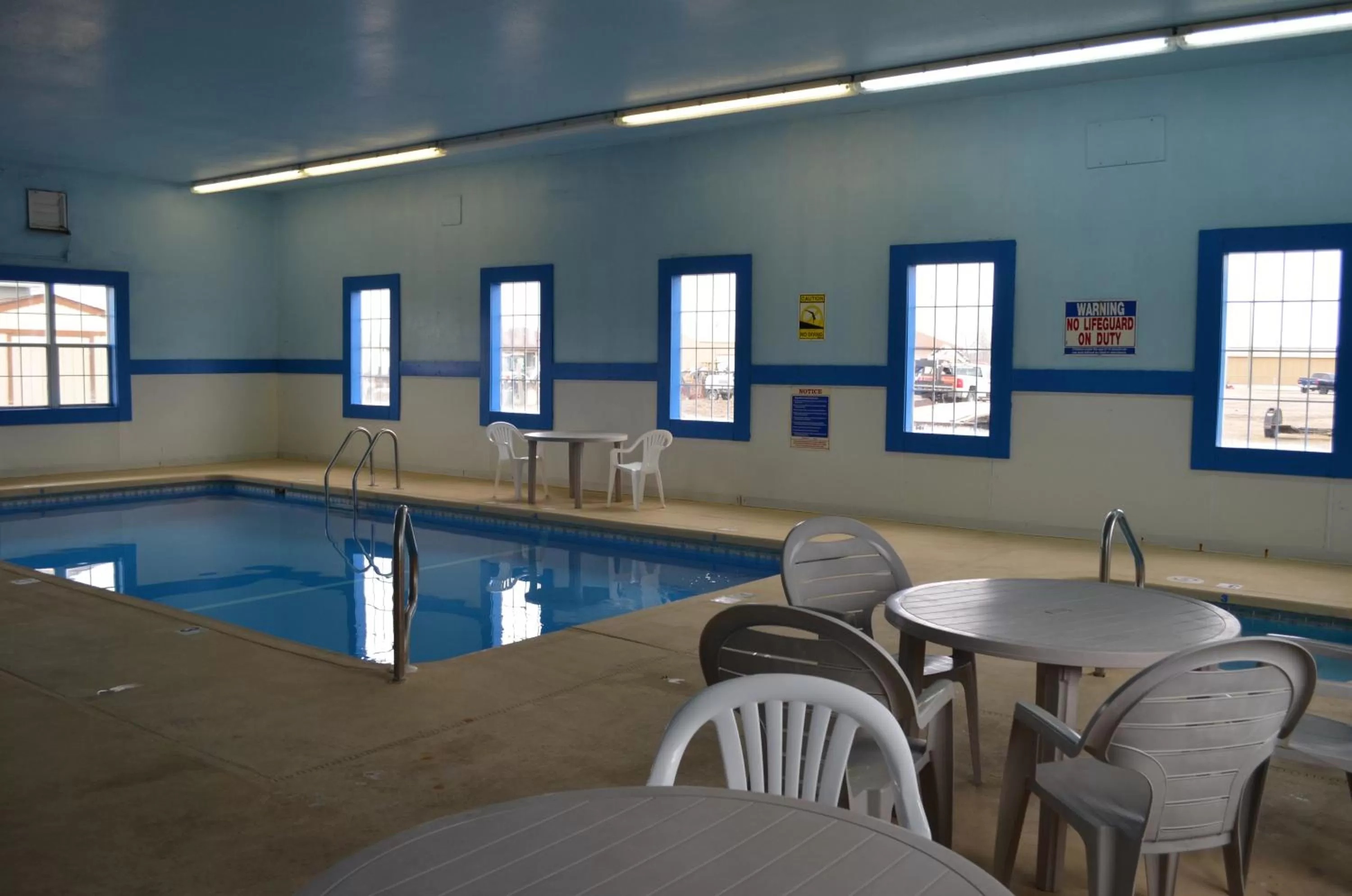 Hot Tub in Super 8 by Wyndham Devils Lake