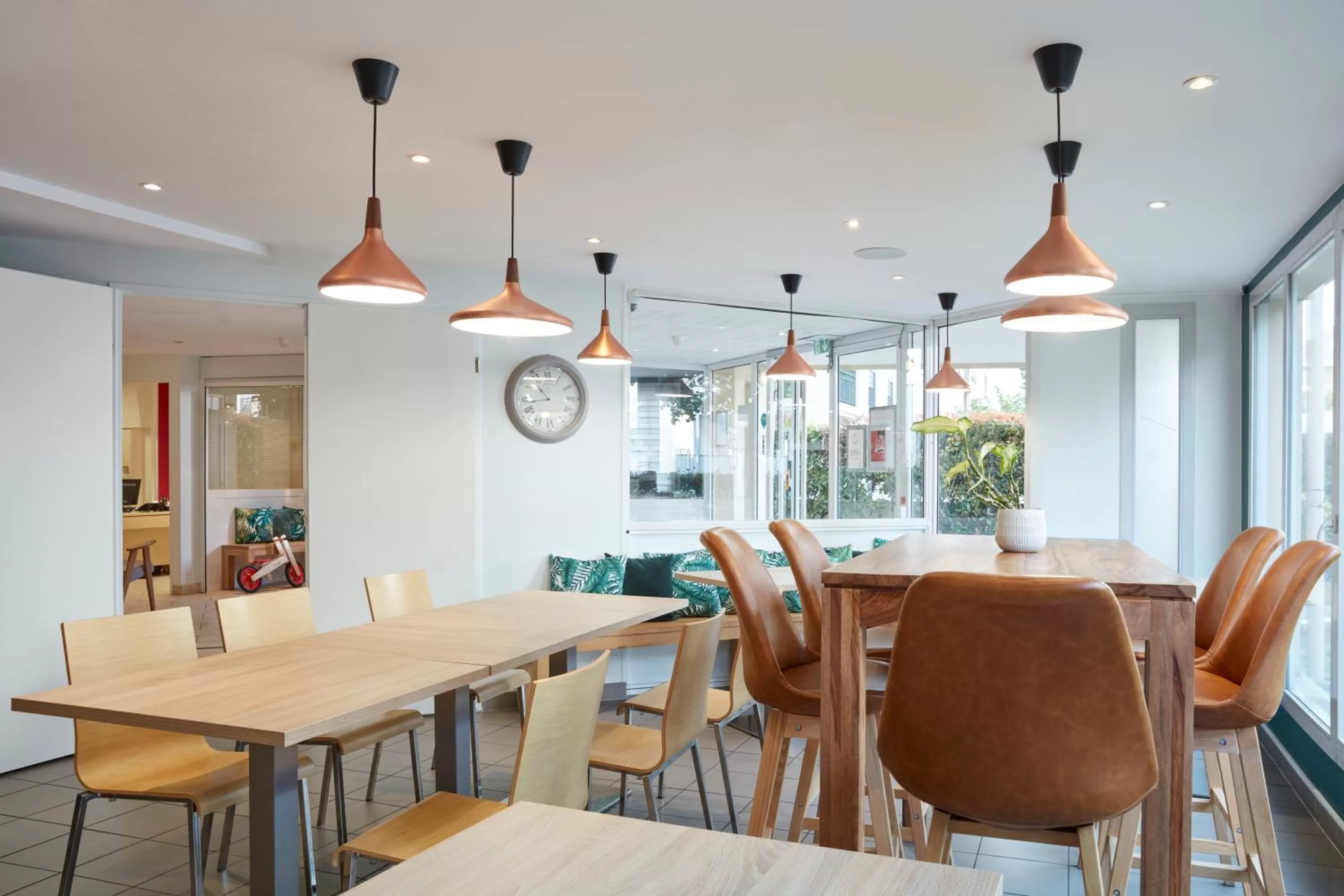 Breakfast in Aparthotel Adagio Access Carrières Sous Poissy