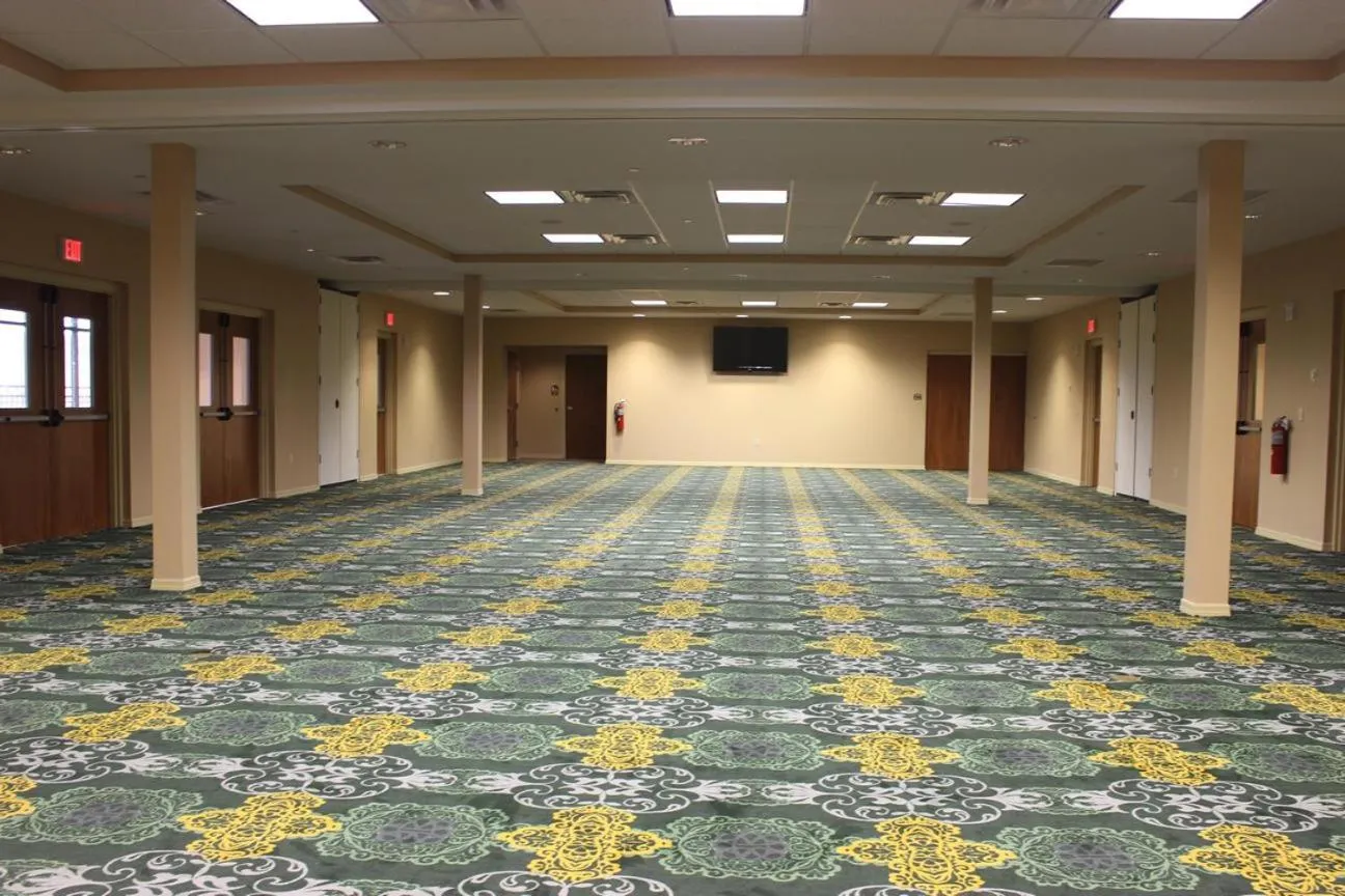 Meeting/conference room in Marble Waters Hotel & Suites, Trademark by Wyndham