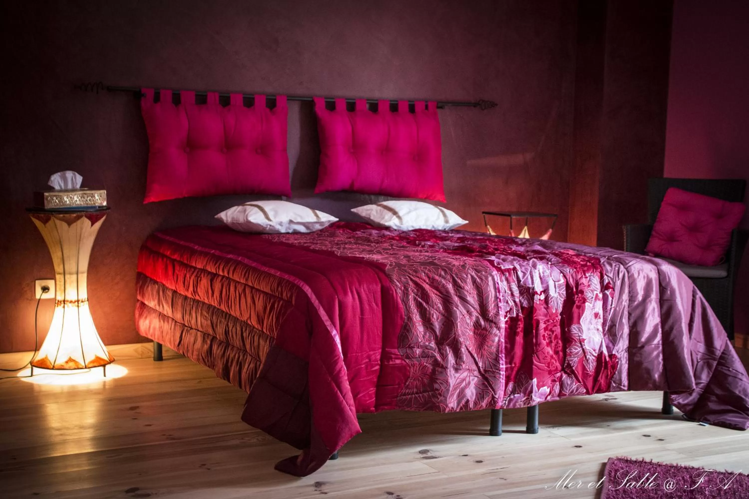 Bedroom, Bed in Mer et Sable B&B