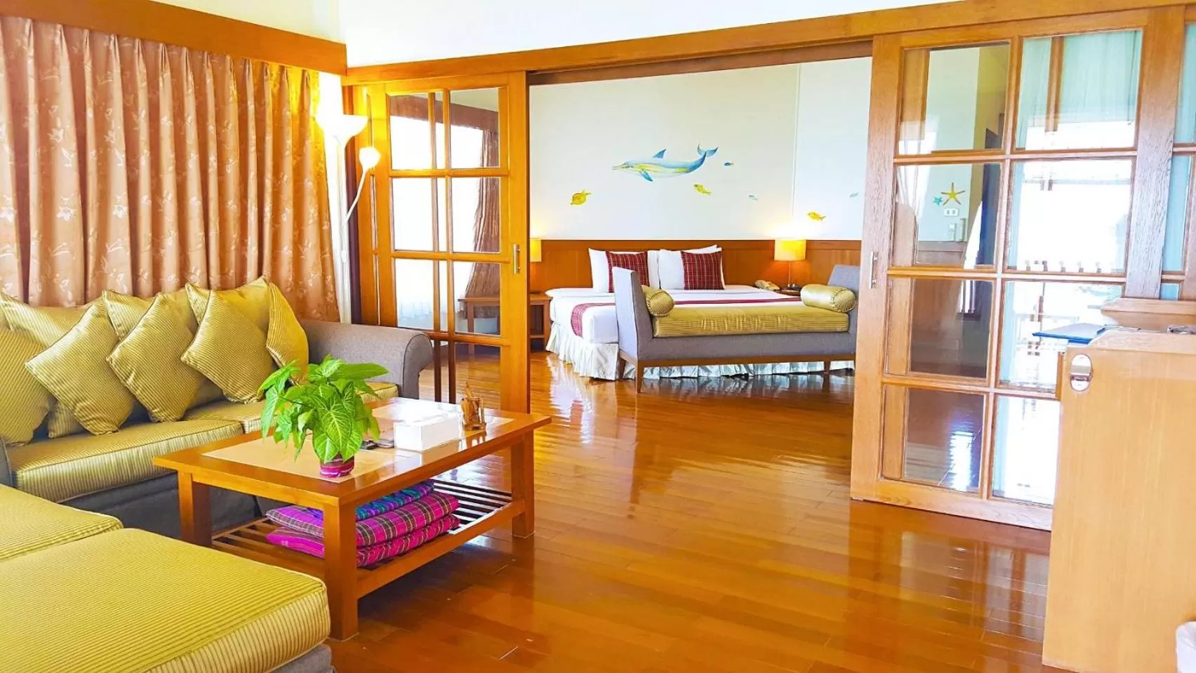 Photo of the whole room in Birds and Bees Resort