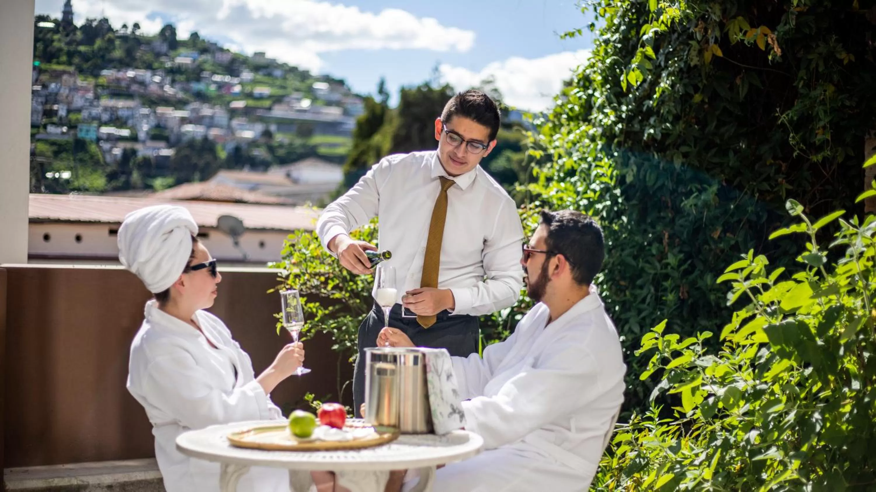 Day in Illa Experience Hotel