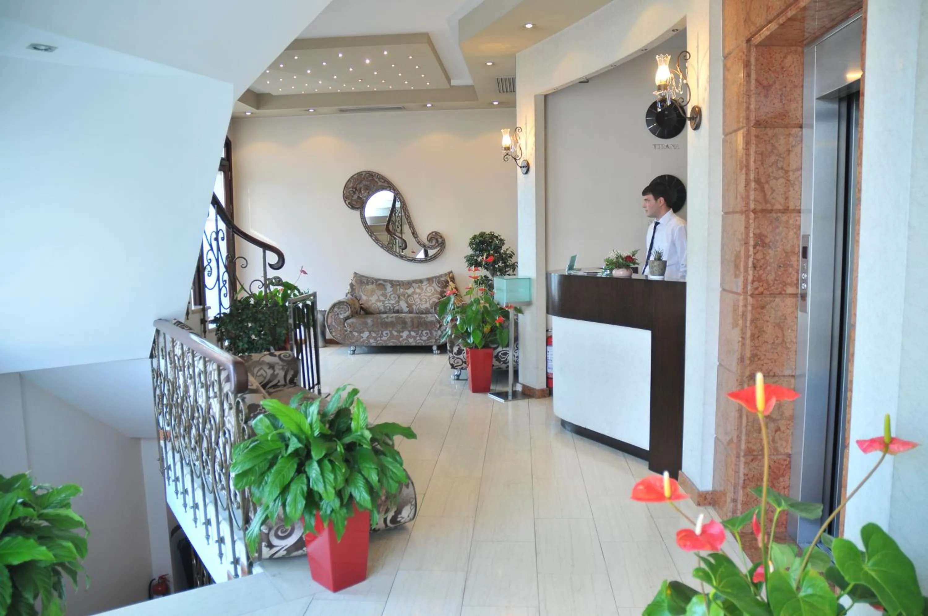 Lobby or reception in MonarC Hotel