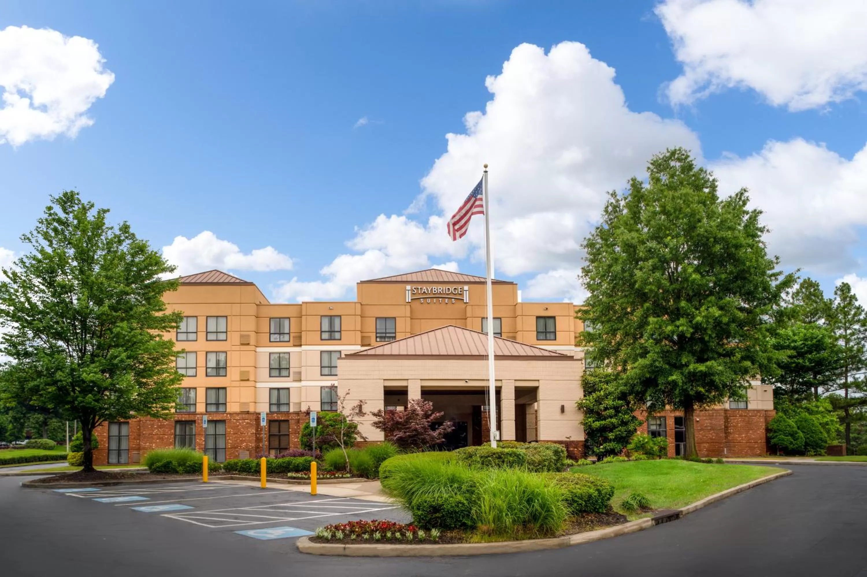 Staybridge Suites Memphis-Poplar Ave East by IHG