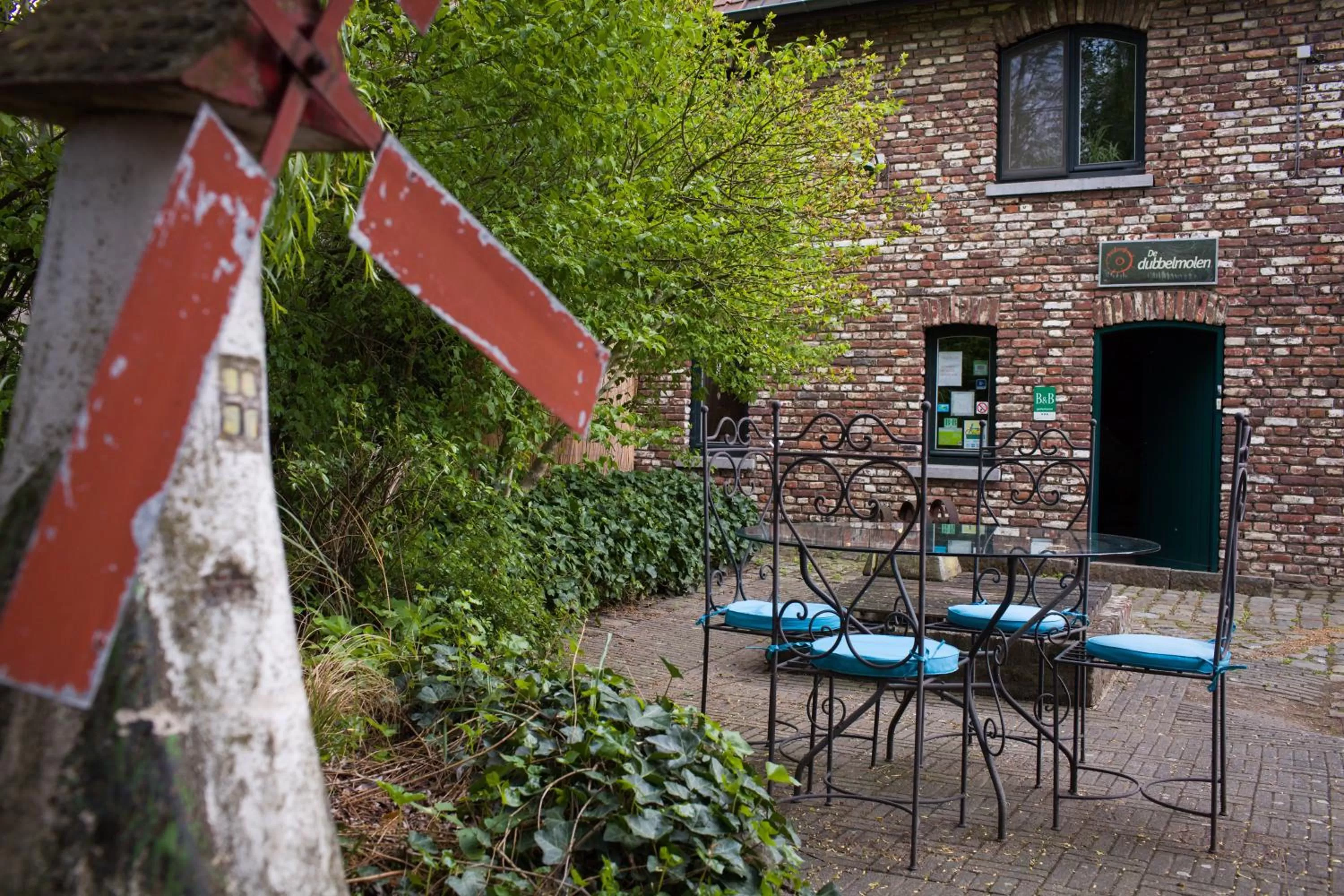 Decorative detail in B&B De Dubbelmolen