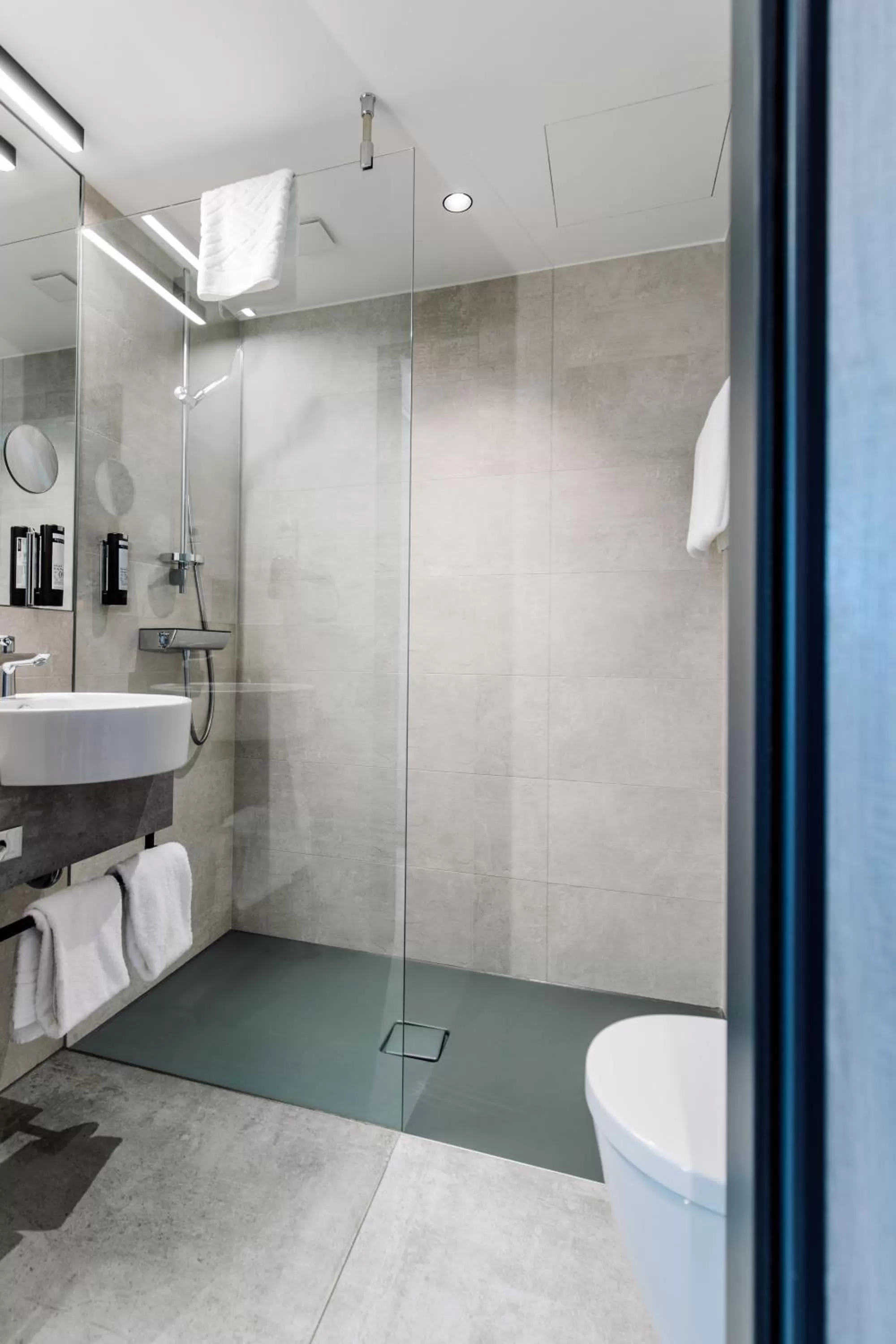 Shower in Hotel Rainers21