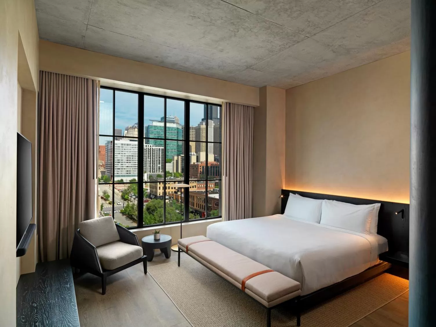 Photo of the whole room, Bed in Nobu Hotel Chicago