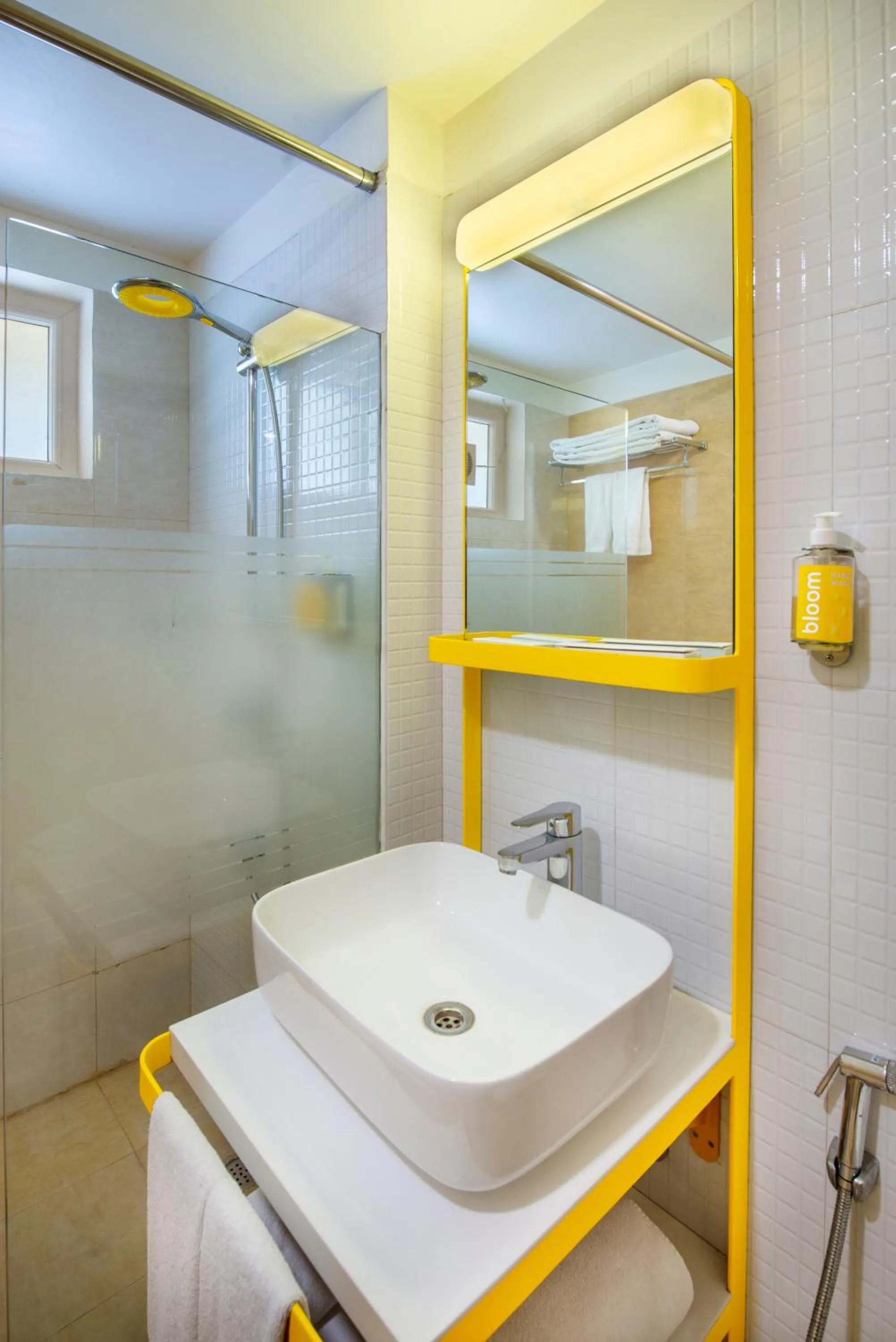 Bathroom in Bloomrooms @ Link Road