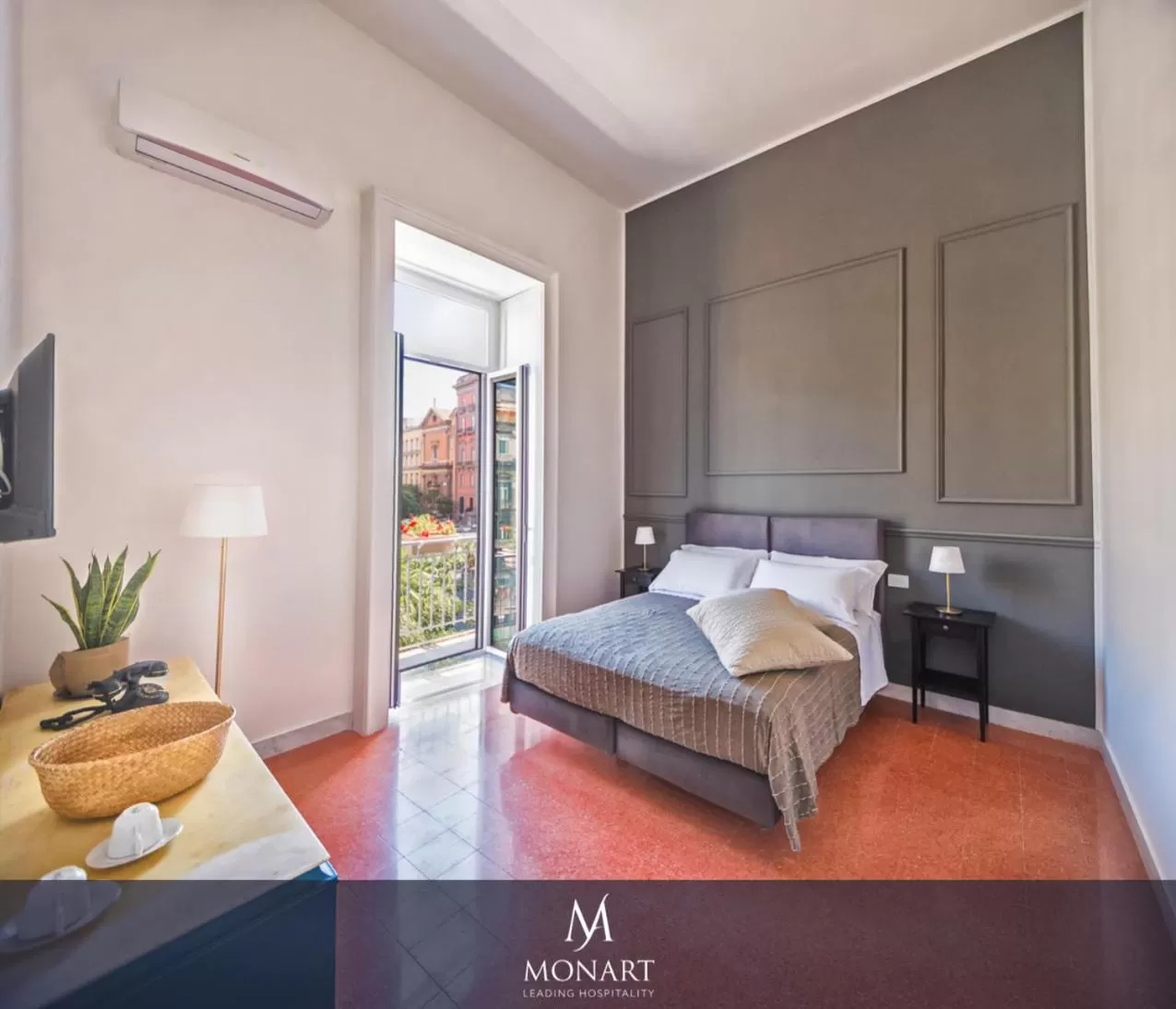 Bed in MONART HOSPITALITY Cavour