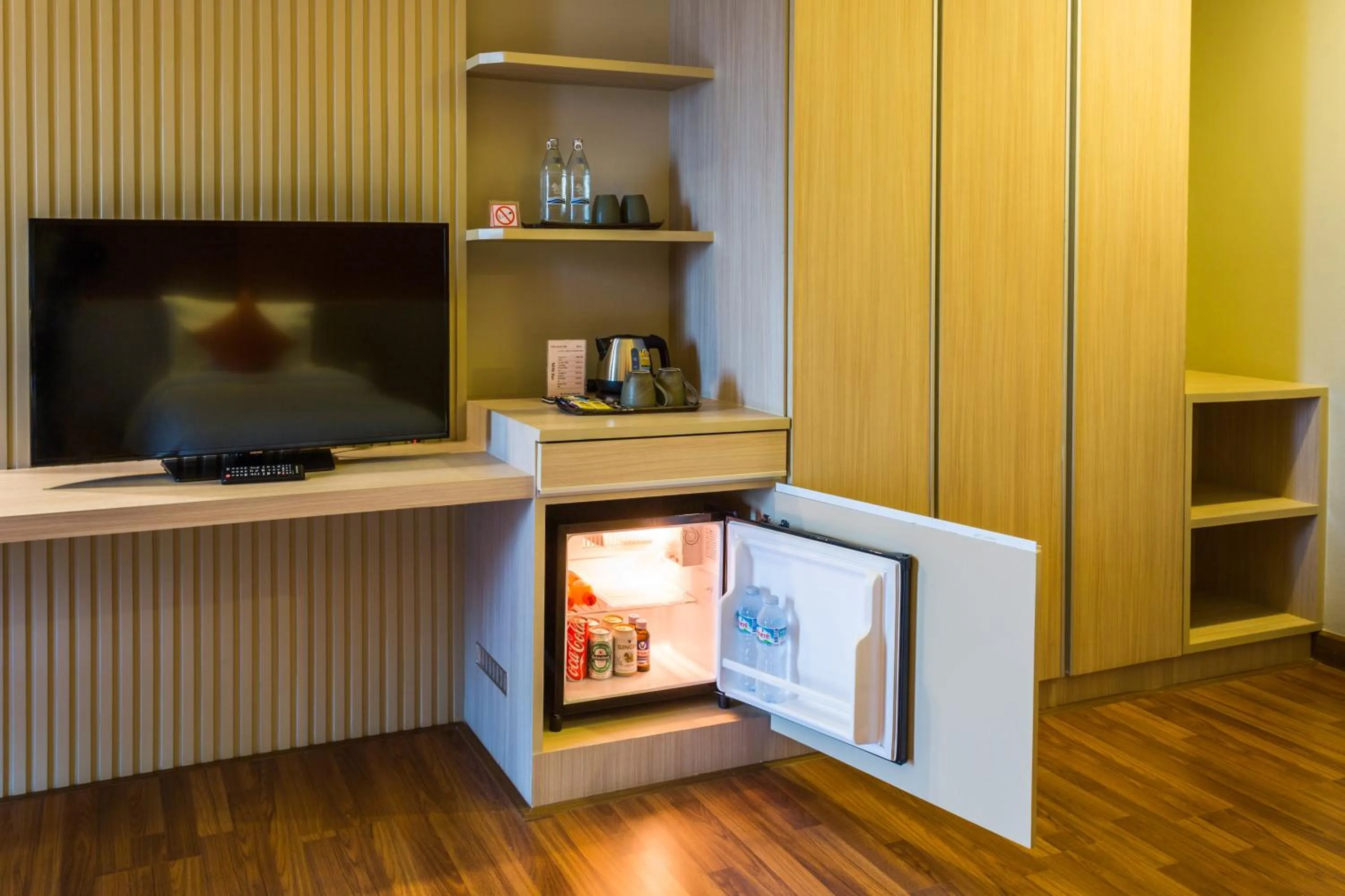 Food and drinks in Tonaoi Grand Hotel