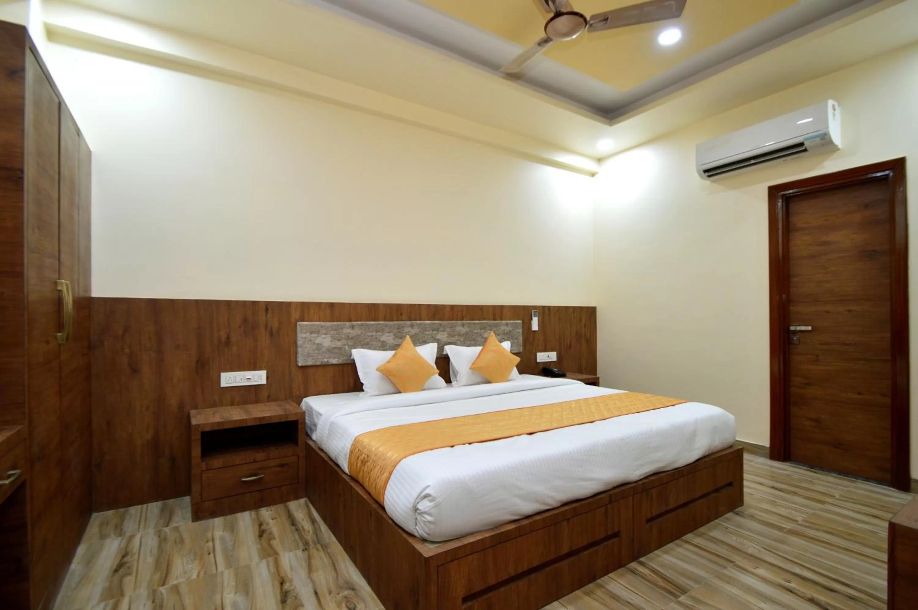 Bed in Kapish Home-All Pure Veg