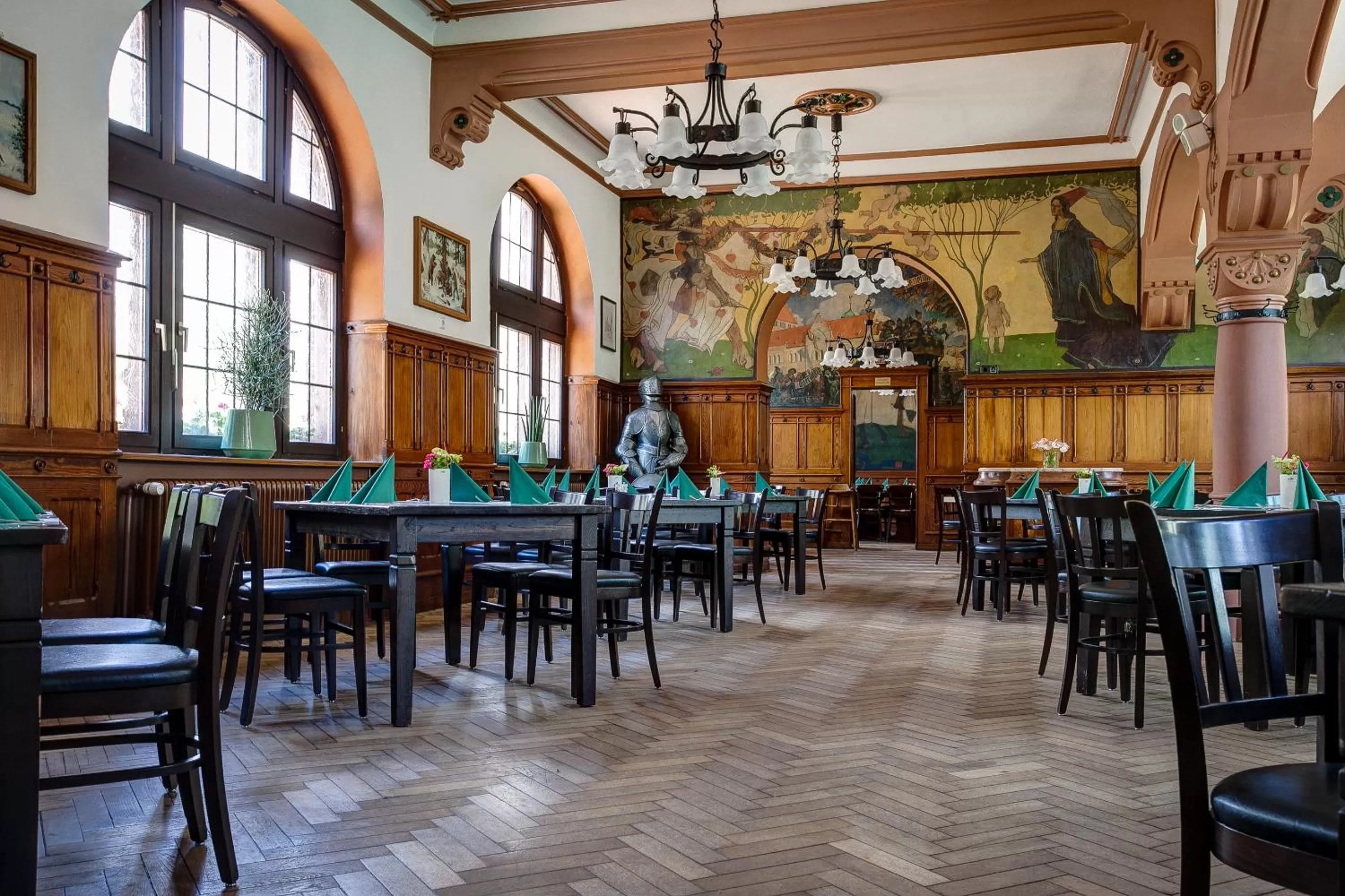 Restaurant/places to eat in Hotel Hoepfner Burghof