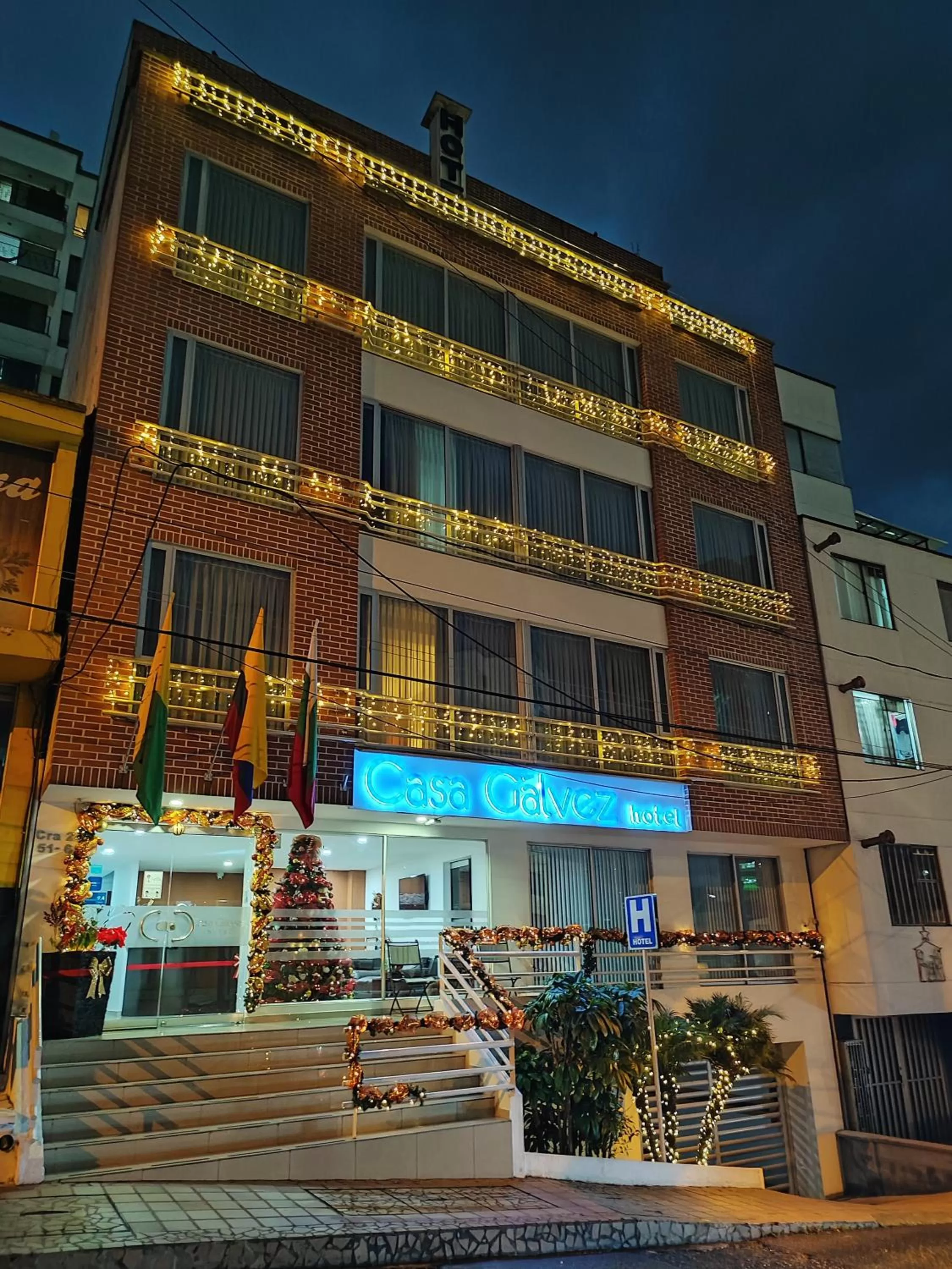 Property building in Hotel Casa Galvez